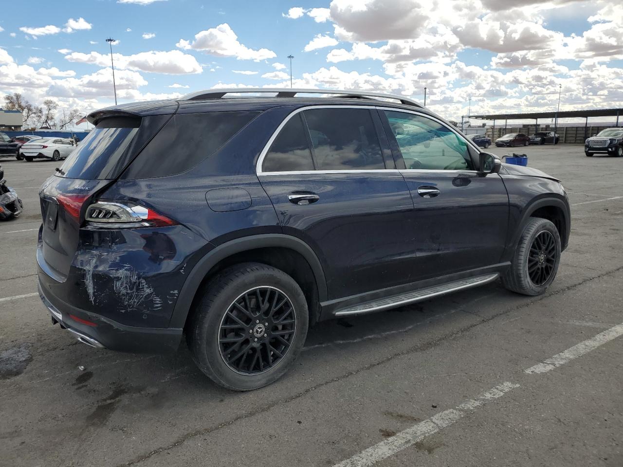 Photo 2 VIN: 4JGFB4KB0LA010595 - MERCEDES-BENZ GLE 