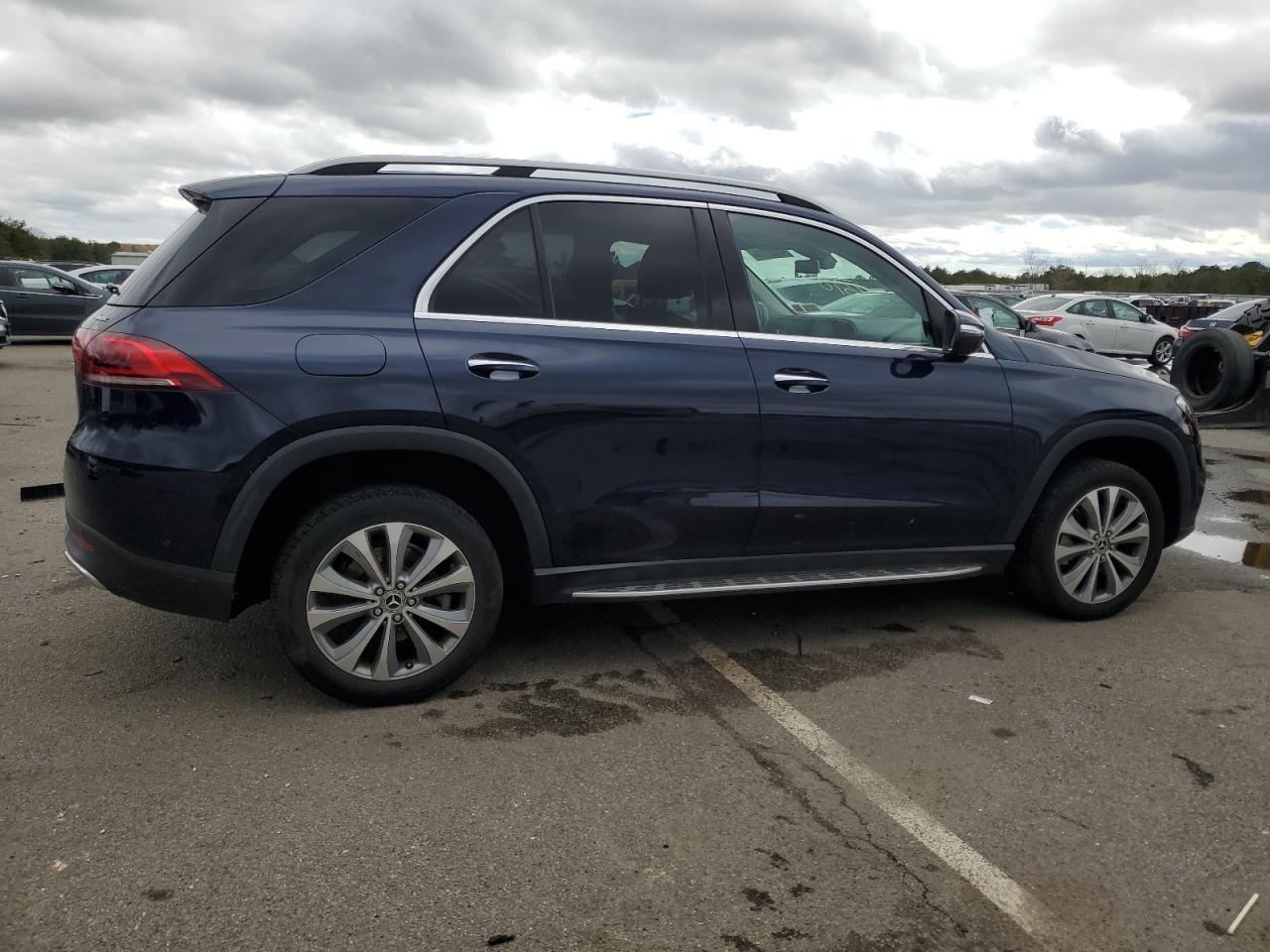 Photo 2 VIN: 4JGFB4KB0LA107120 - MERCEDES-BENZ GLE 