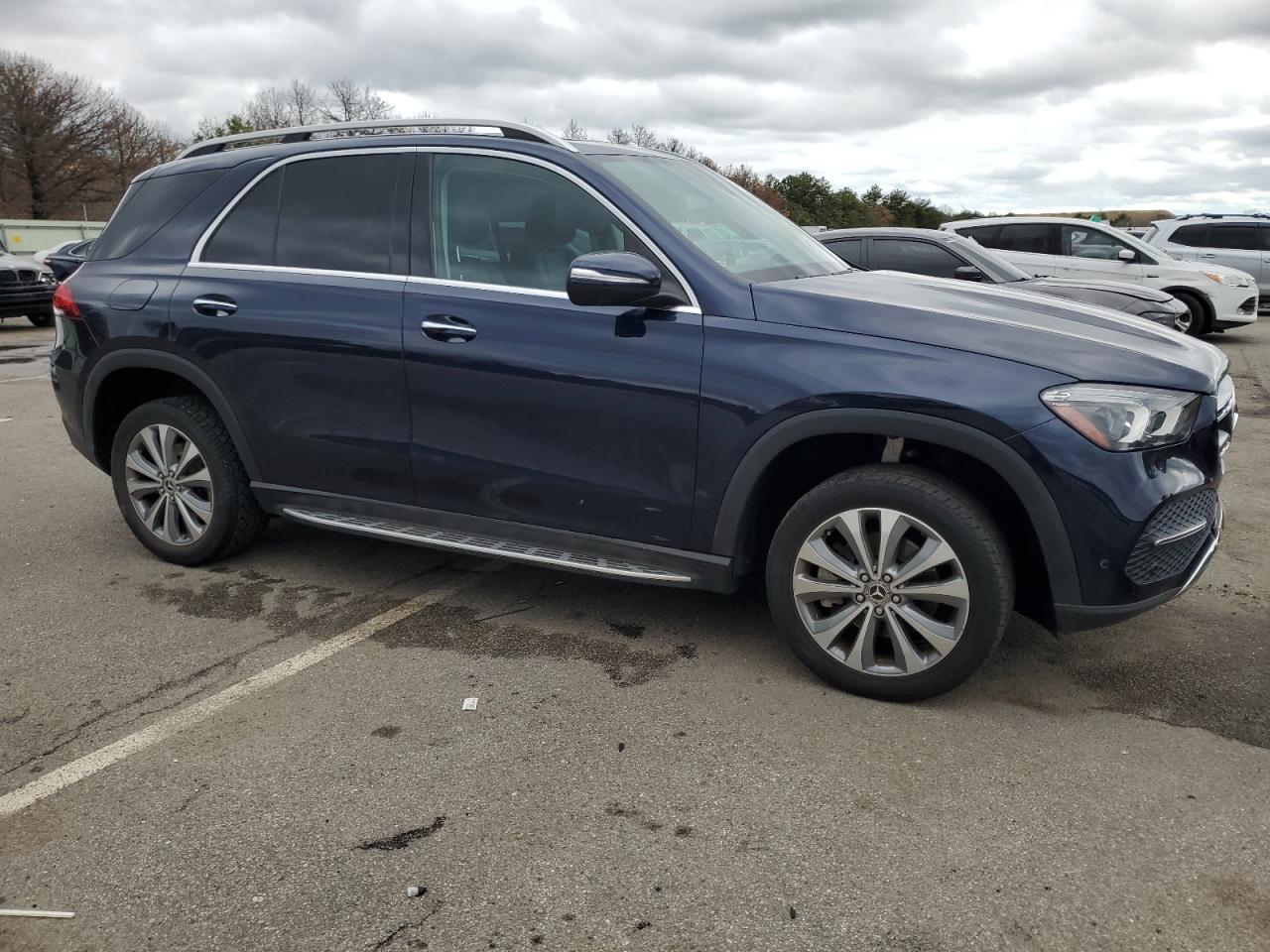 Photo 3 VIN: 4JGFB4KB0LA107120 - MERCEDES-BENZ GLE 