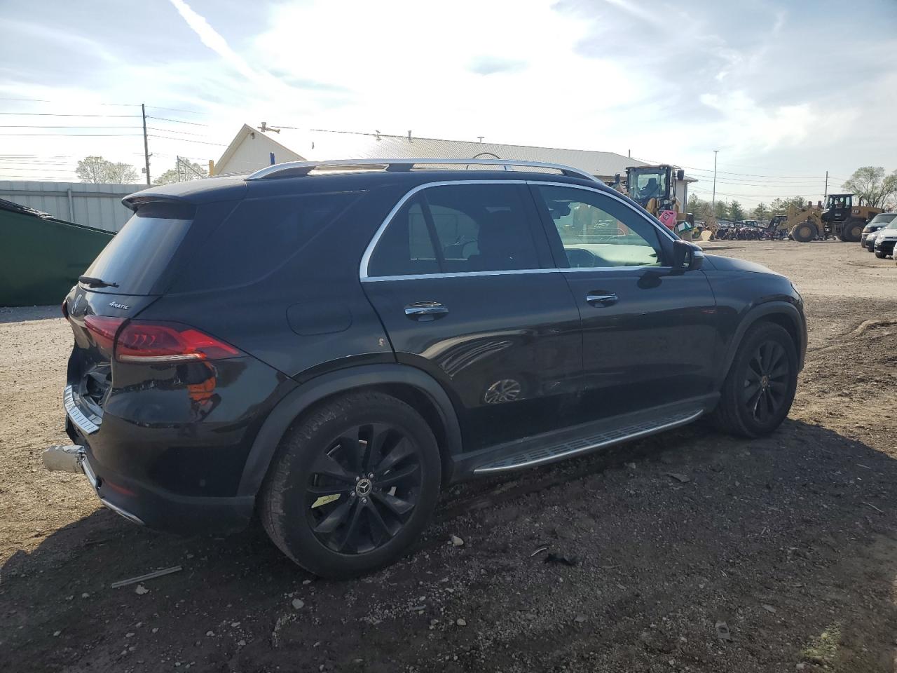 Photo 2 VIN: 4JGFB4KB7MA525675 - MERCEDES-BENZ GLE 