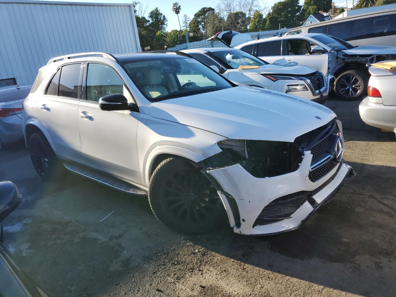 Photo 3 VIN: 4JGFB4KB8MA365953 - MERCEDES-BENZ GLE-CLASS 