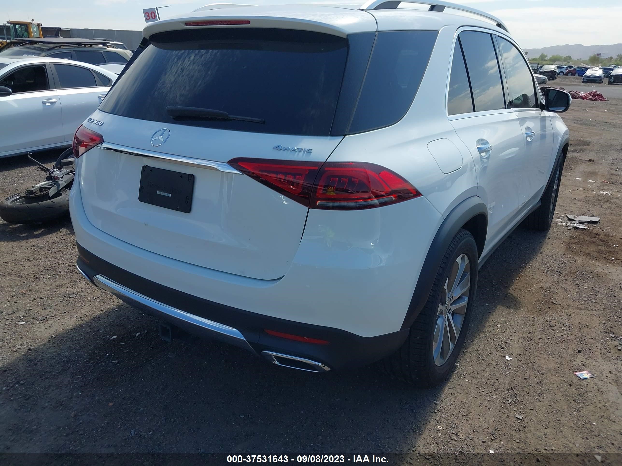 Photo 3 VIN: 4JGFB4KB9LA007520 - MERCEDES-BENZ GLE 