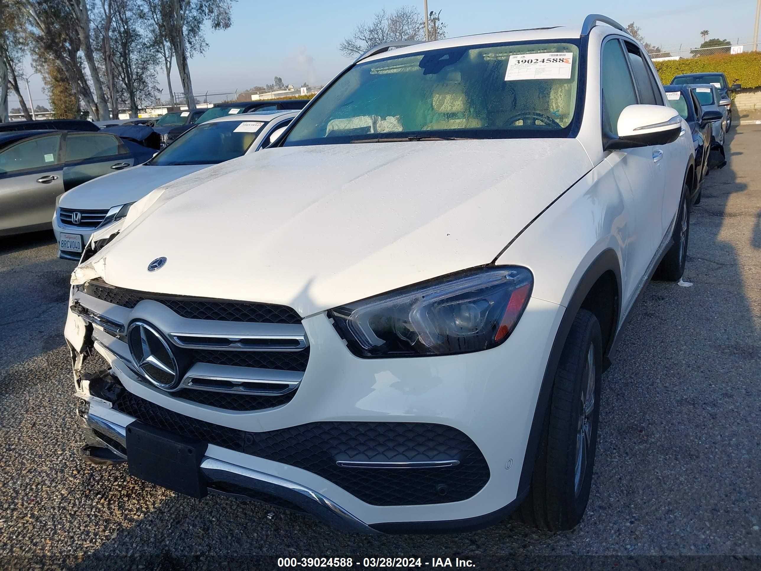 Photo 11 VIN: 4JGFB4KBXNA741537 - MERCEDES-BENZ NULL 