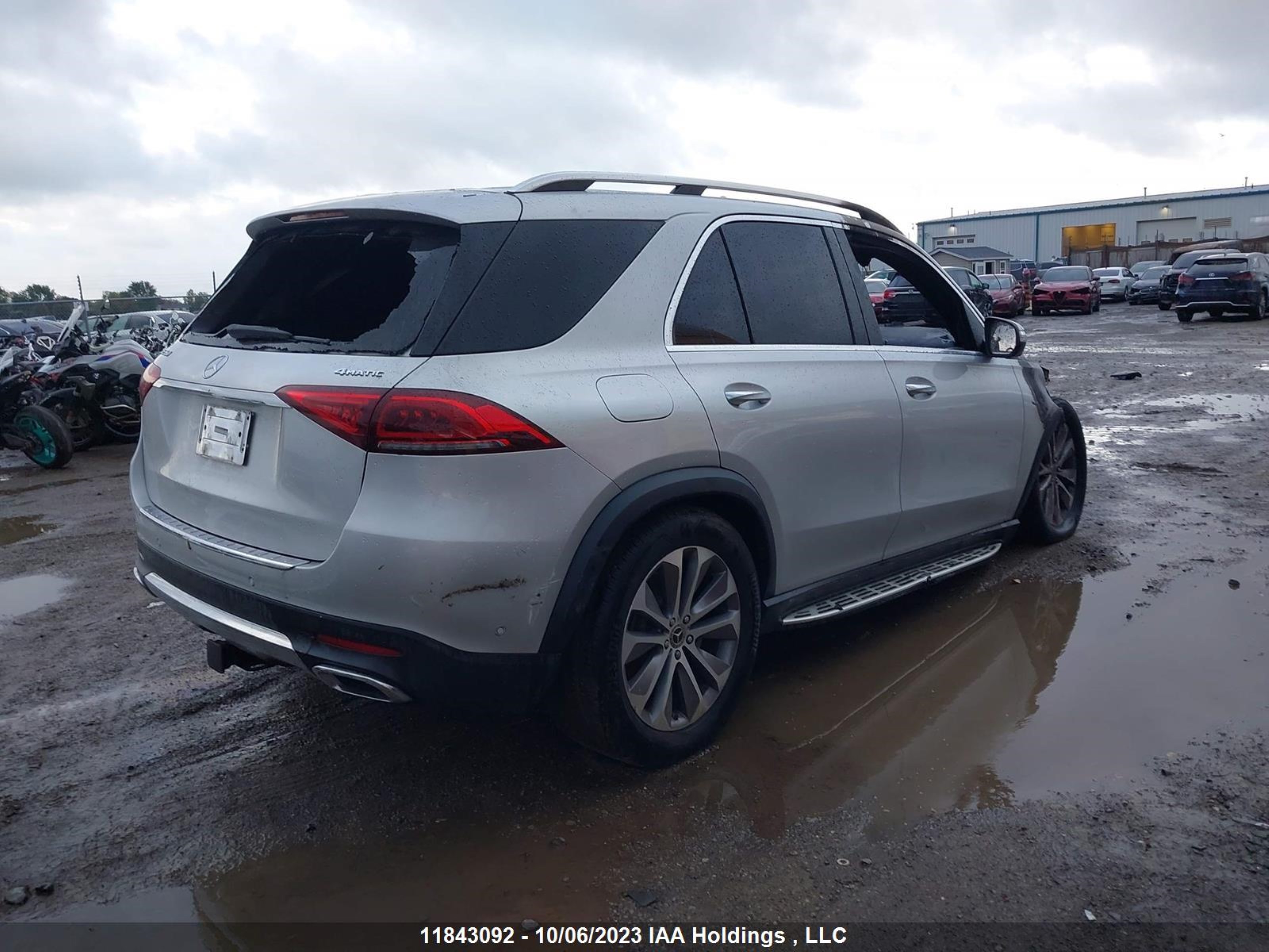 Photo 3 VIN: 4JGFB4KE3LA216746 - MERCEDES-BENZ GLE 