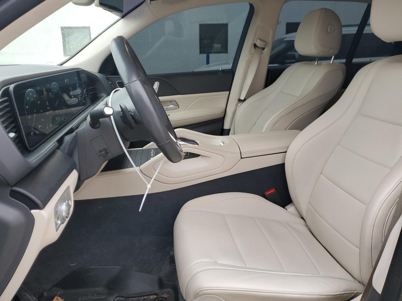 Photo 6 VIN: 4JGFB4KE8LA052667 - MERCEDES-BENZ GLE 