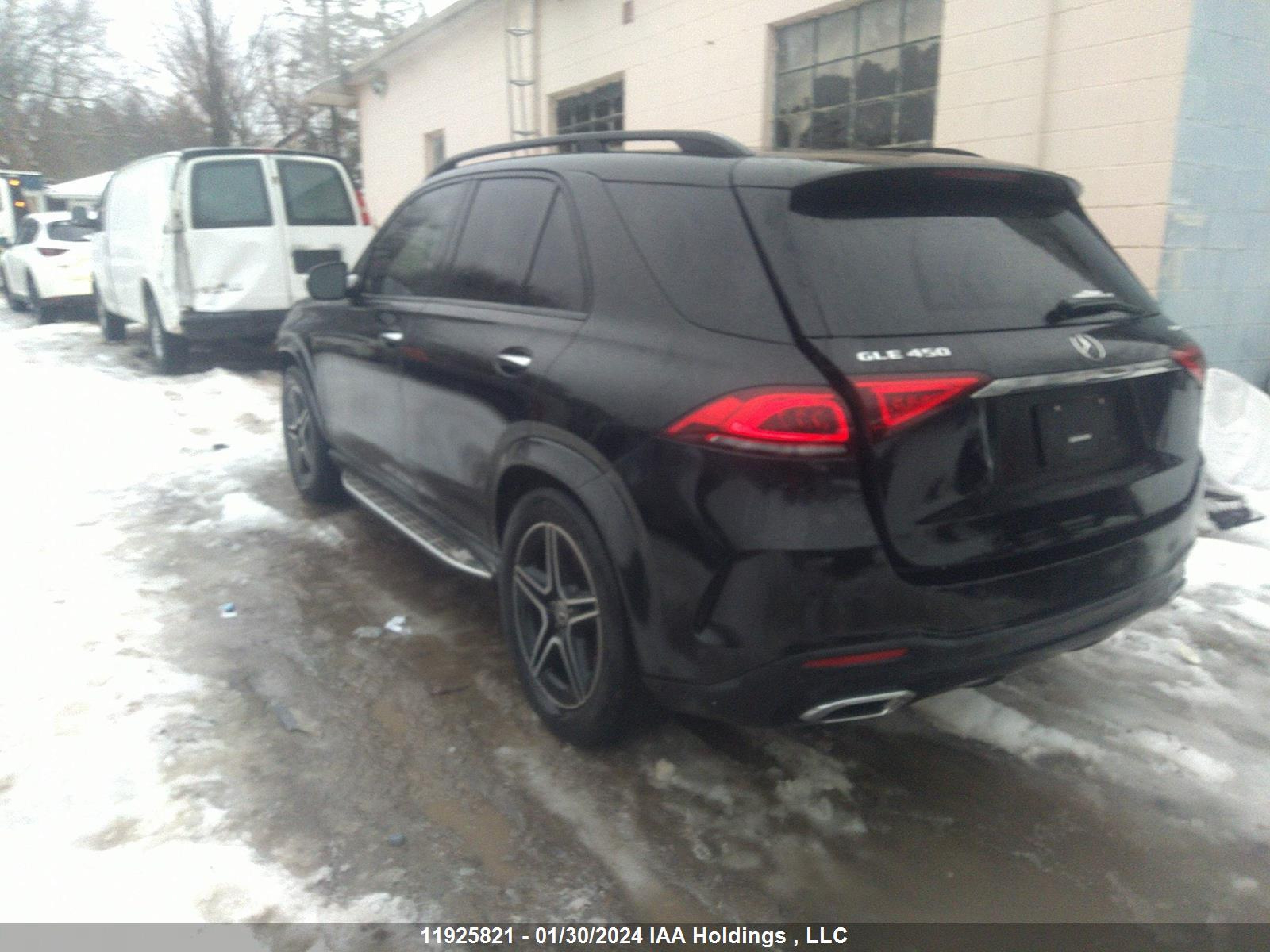 Photo 2 VIN: 4JGFB5KB1NA598290 - MERCEDES-BENZ GLE 