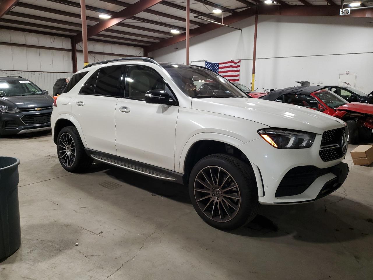 Photo 3 VIN: 4JGFB5KB2LA171035 - MERCEDES-BENZ GLE 