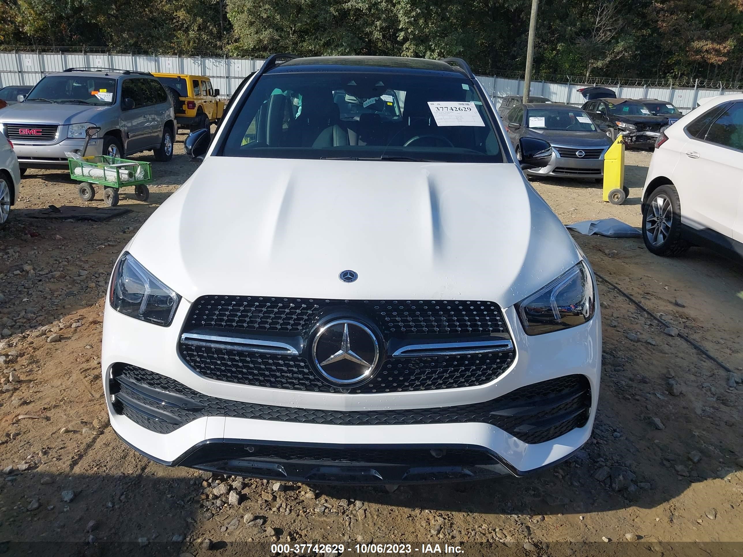 Photo 11 VIN: 4JGFB5KB3NA627692 - MERCEDES-BENZ GLE 