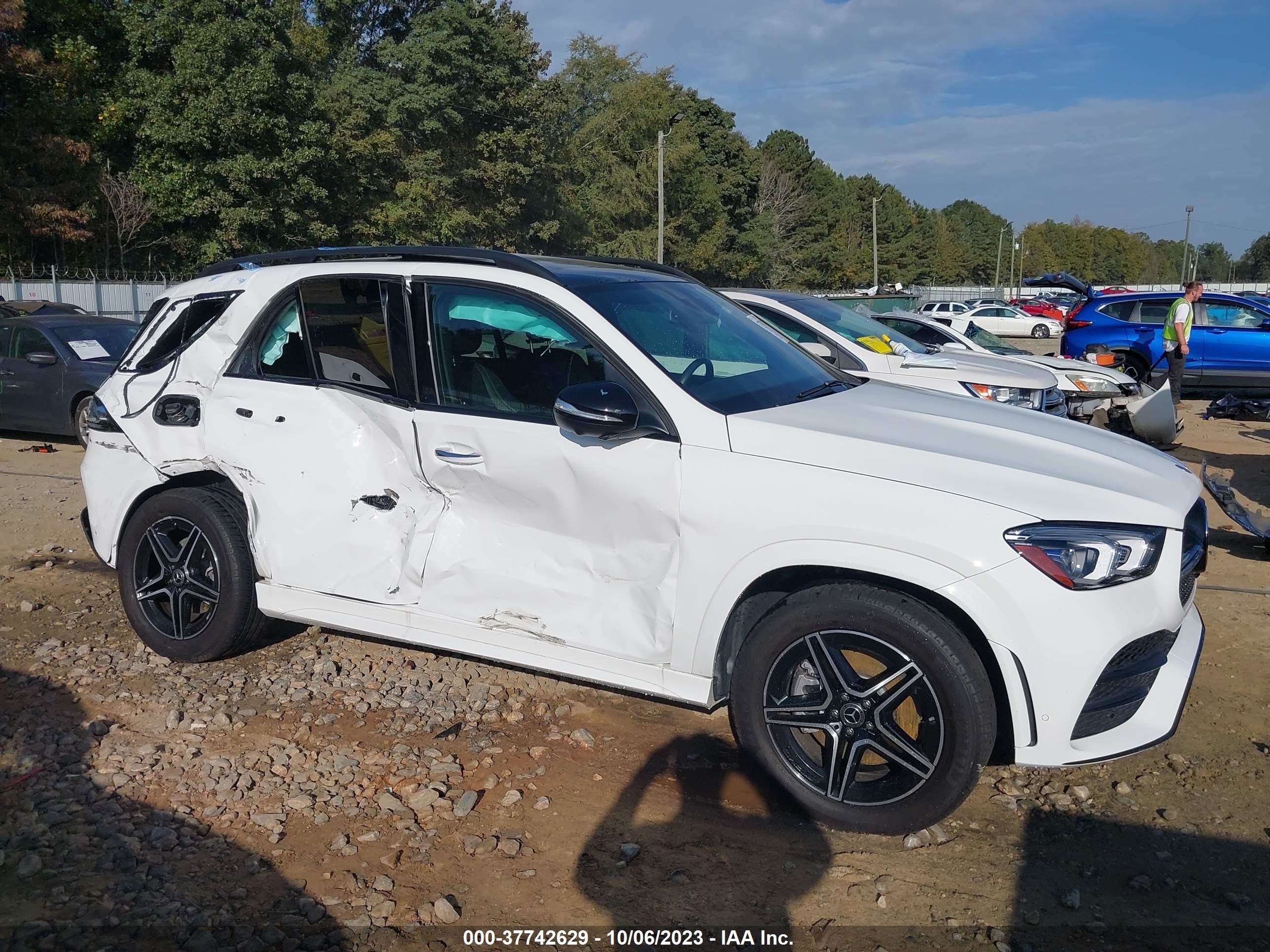 Photo 12 VIN: 4JGFB5KB3NA627692 - MERCEDES-BENZ GLE 