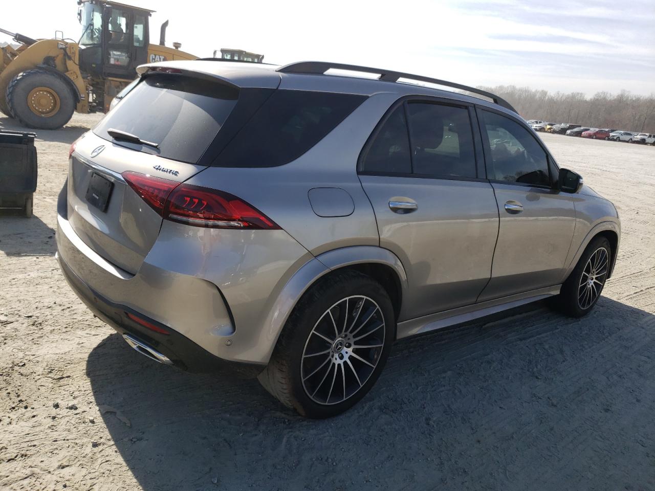 Photo 2 VIN: 4JGFB5KB4NA771588 - MERCEDES-BENZ GLE 