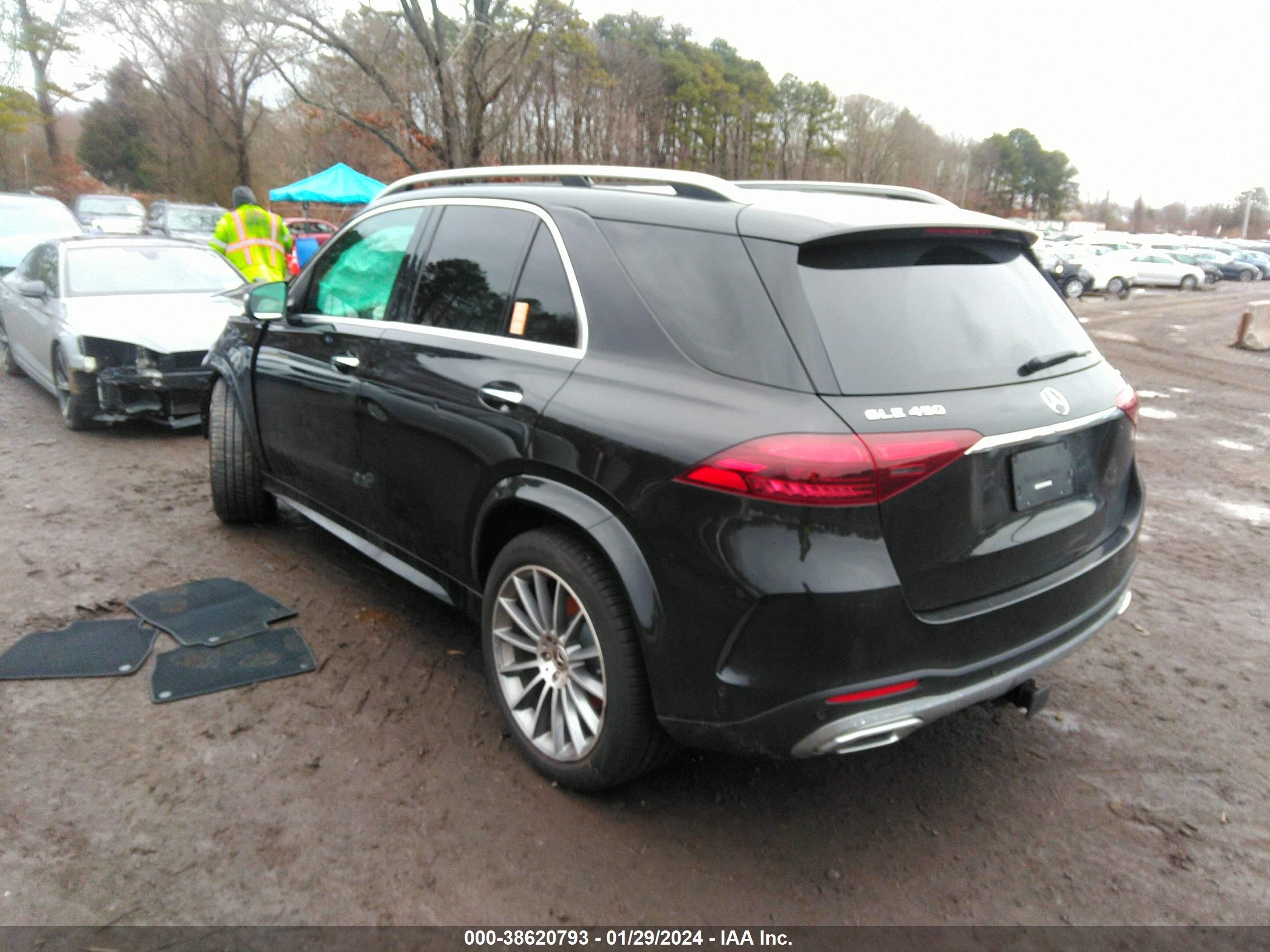 Photo 2 VIN: 4JGFB5KB7RA986887 - MERCEDES-BENZ GLE 