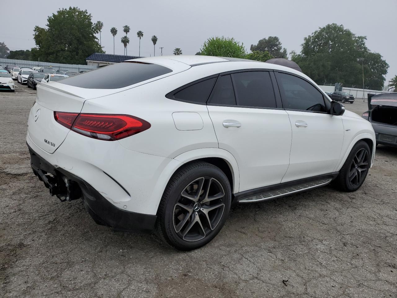 Photo 2 VIN: 4JGFD6BB4MA249753 - MERCEDES-BENZ GLE 