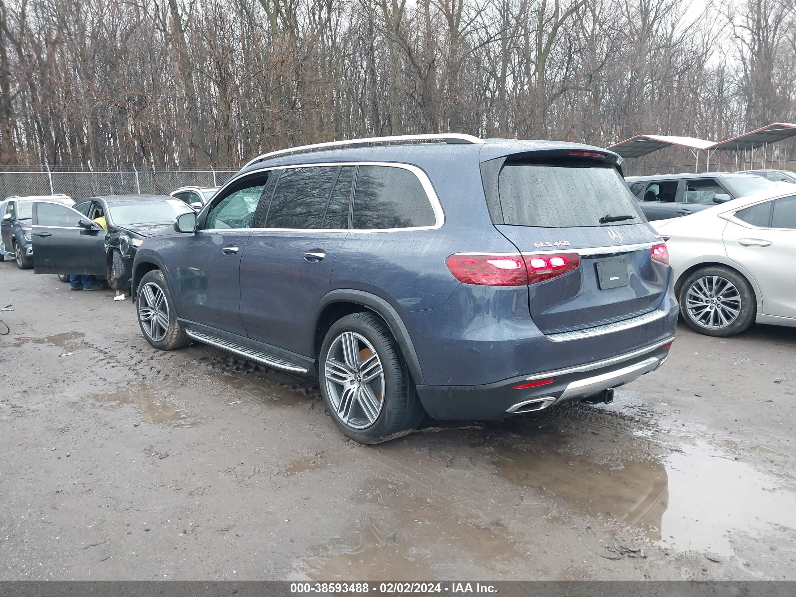 Photo 2 VIN: 4JGFF5KE0RB134163 - MERCEDES-BENZ GLS-KLASSE 