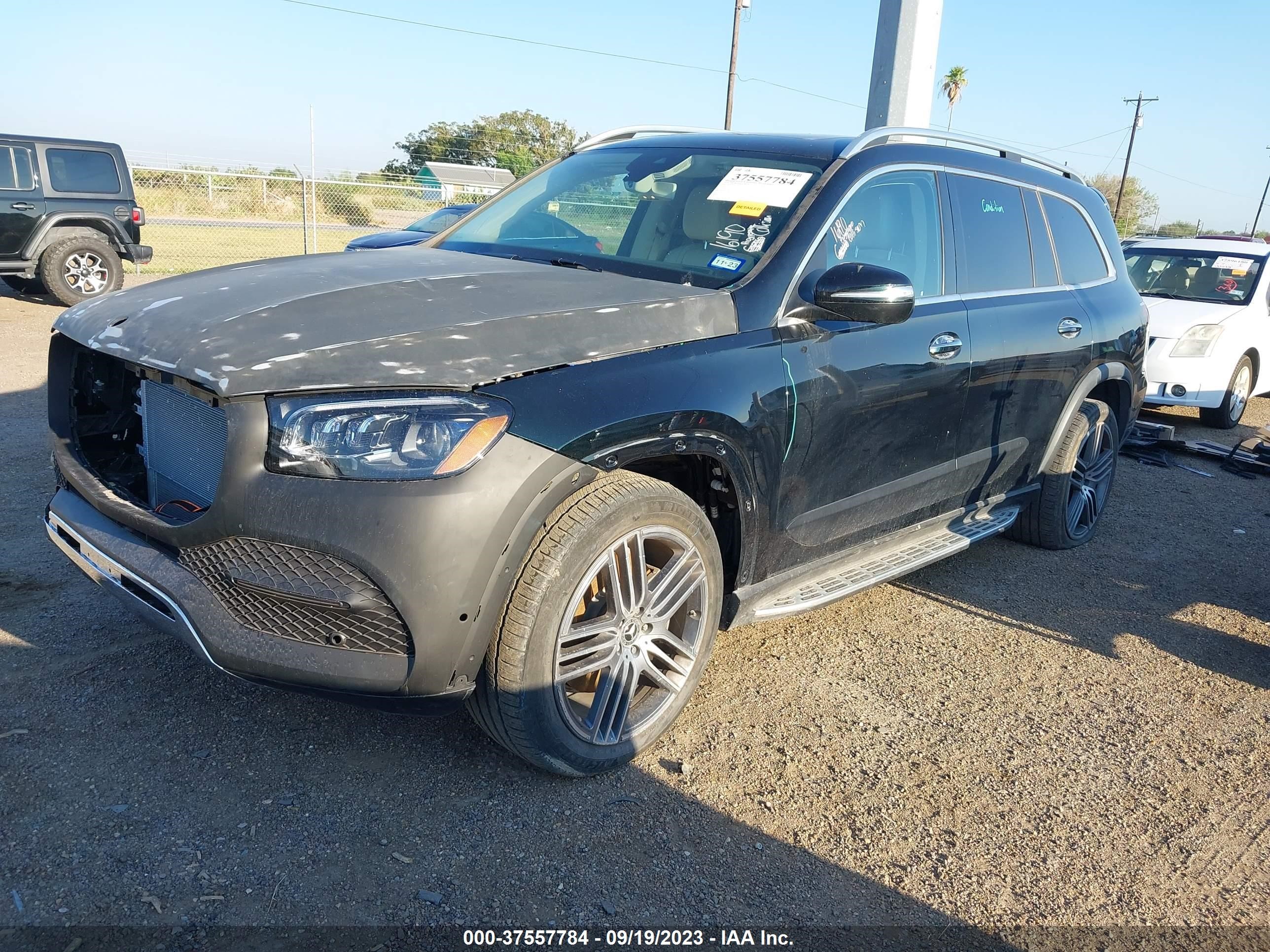 Photo 1 VIN: 4JGFF5KE2LA152757 - MERCEDES-BENZ NULL 