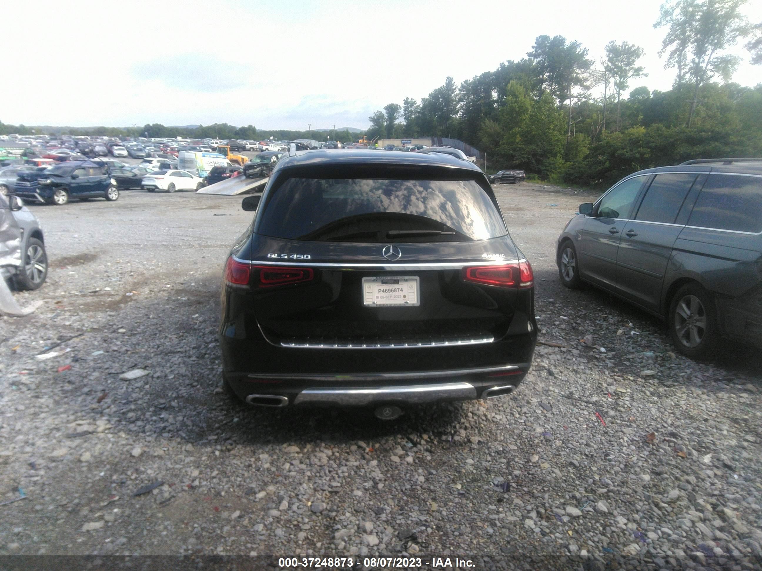 Photo 15 VIN: 4JGFF5KE3MA428557 - MERCEDES-BENZ GLS 