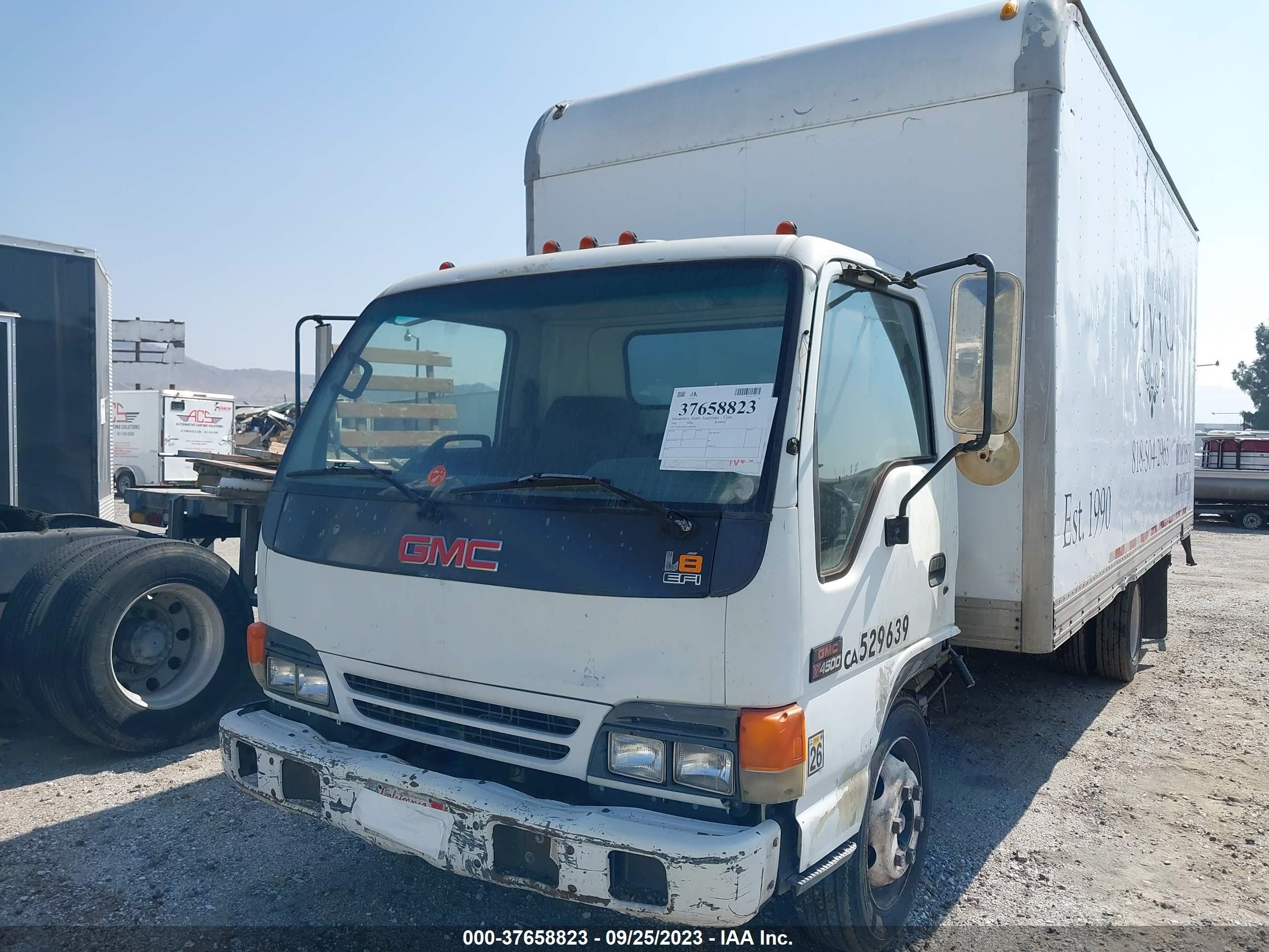 Photo 1 VIN: 4KDC4B1RX1J801066 - GMC NULL 