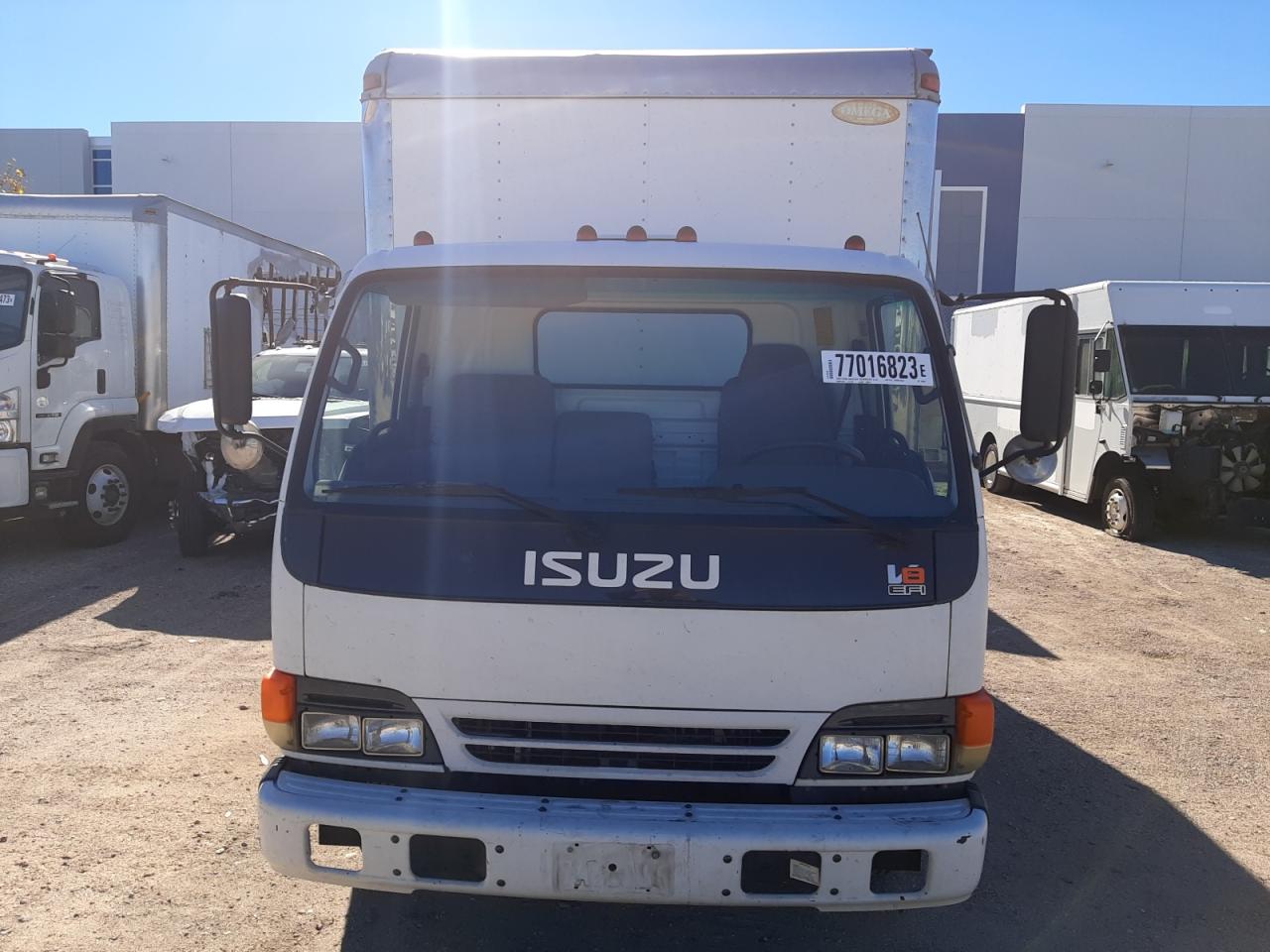 Photo 4 VIN: 4KLB4B1R22J804058 - ISUZU NPR 