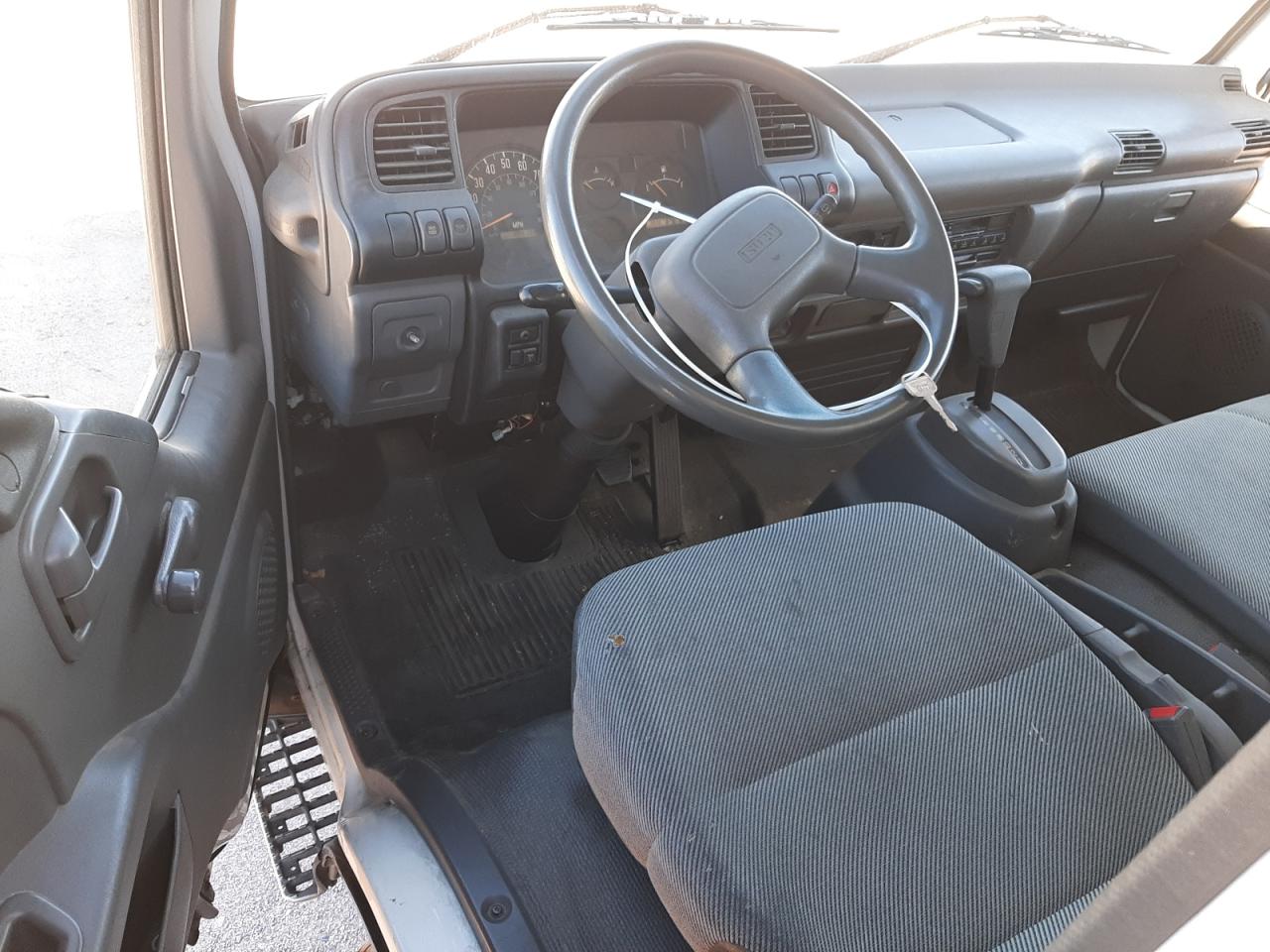 Photo 7 VIN: 4KLB4B1R22J804058 - ISUZU NPR 