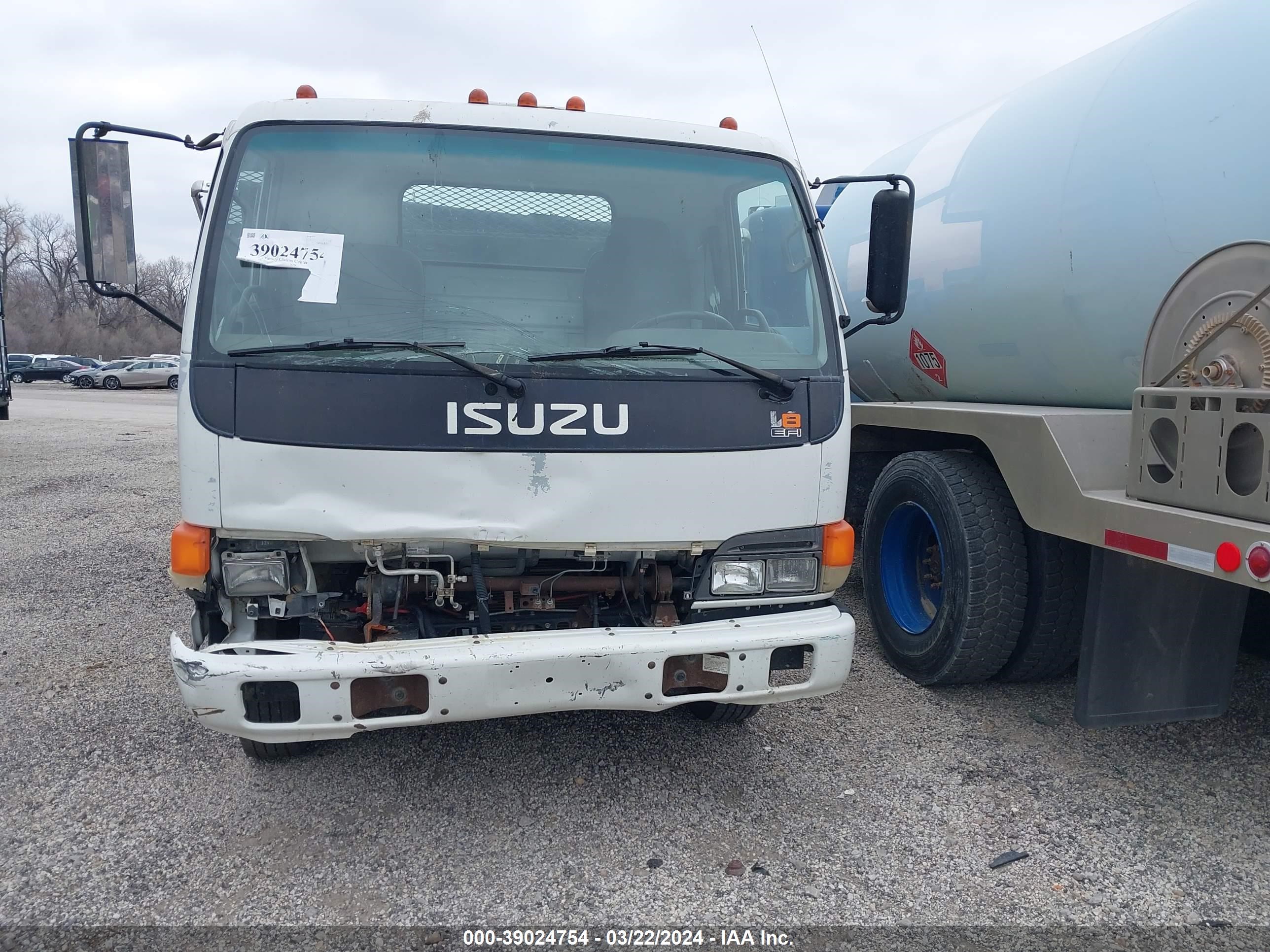 Photo 10 VIN: 4KLC4B1R81J800437 - ISUZU NPR 