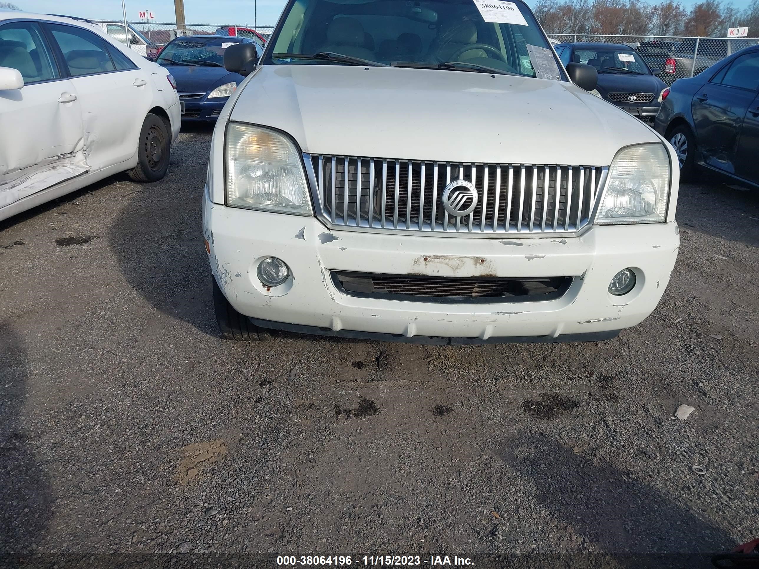 Photo 5 VIN: 4M20U86E34VJ52096 - MERCURY MOUNTAINEER 