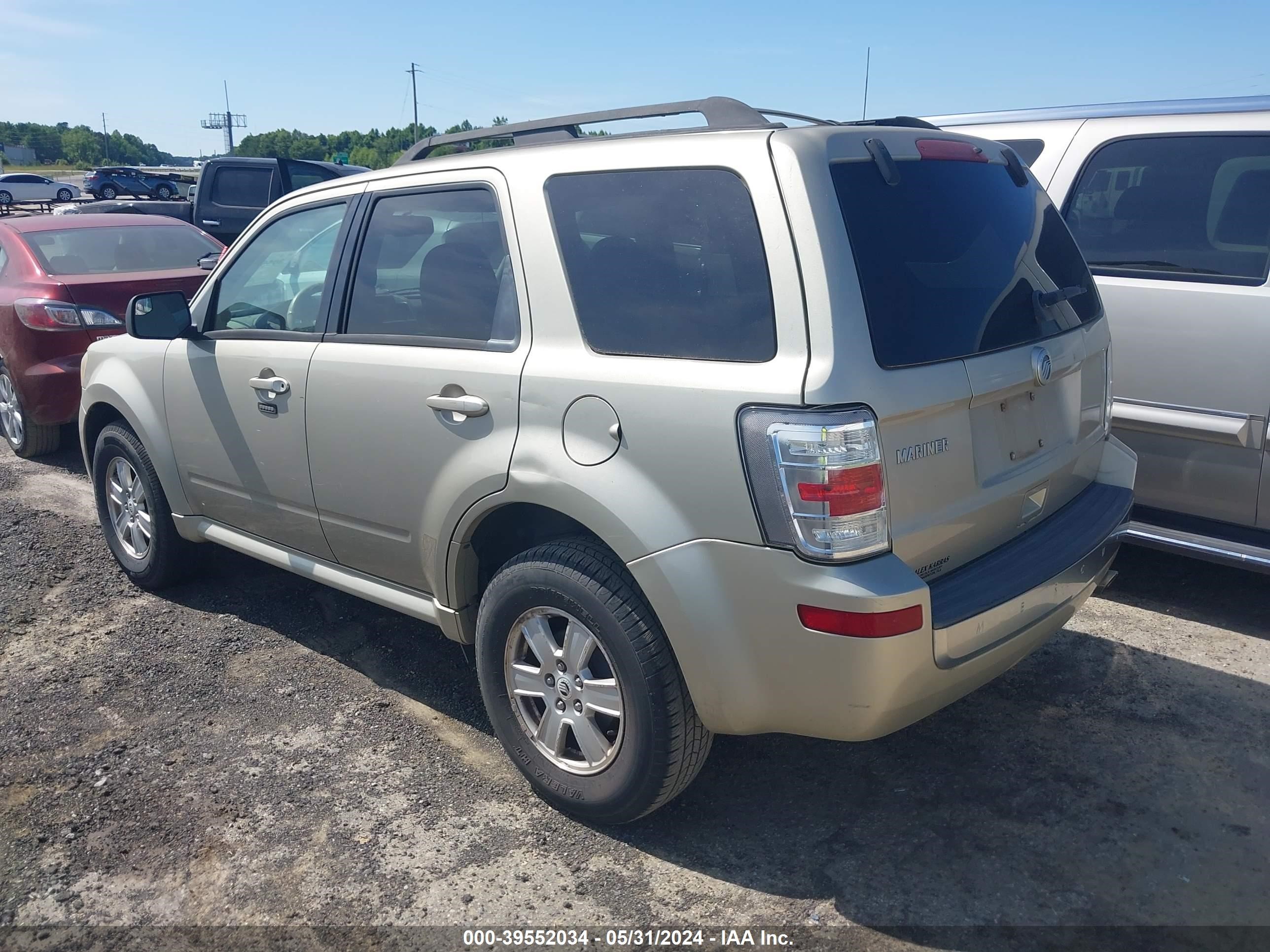 Photo 2 VIN: 4M2CN8B75AKJ03941 - MERCURY MARINER 