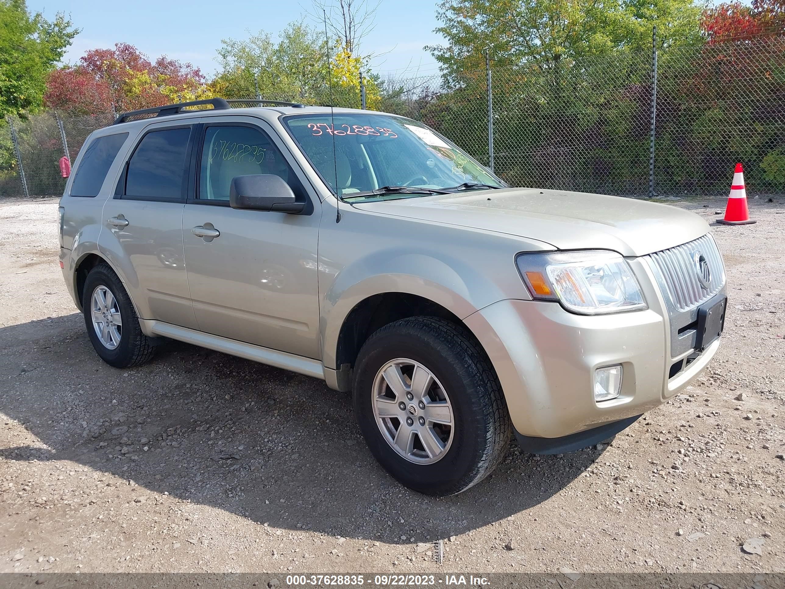 Photo 0 VIN: 4M2CN8B77AKJ14858 - MERCURY MARINER 