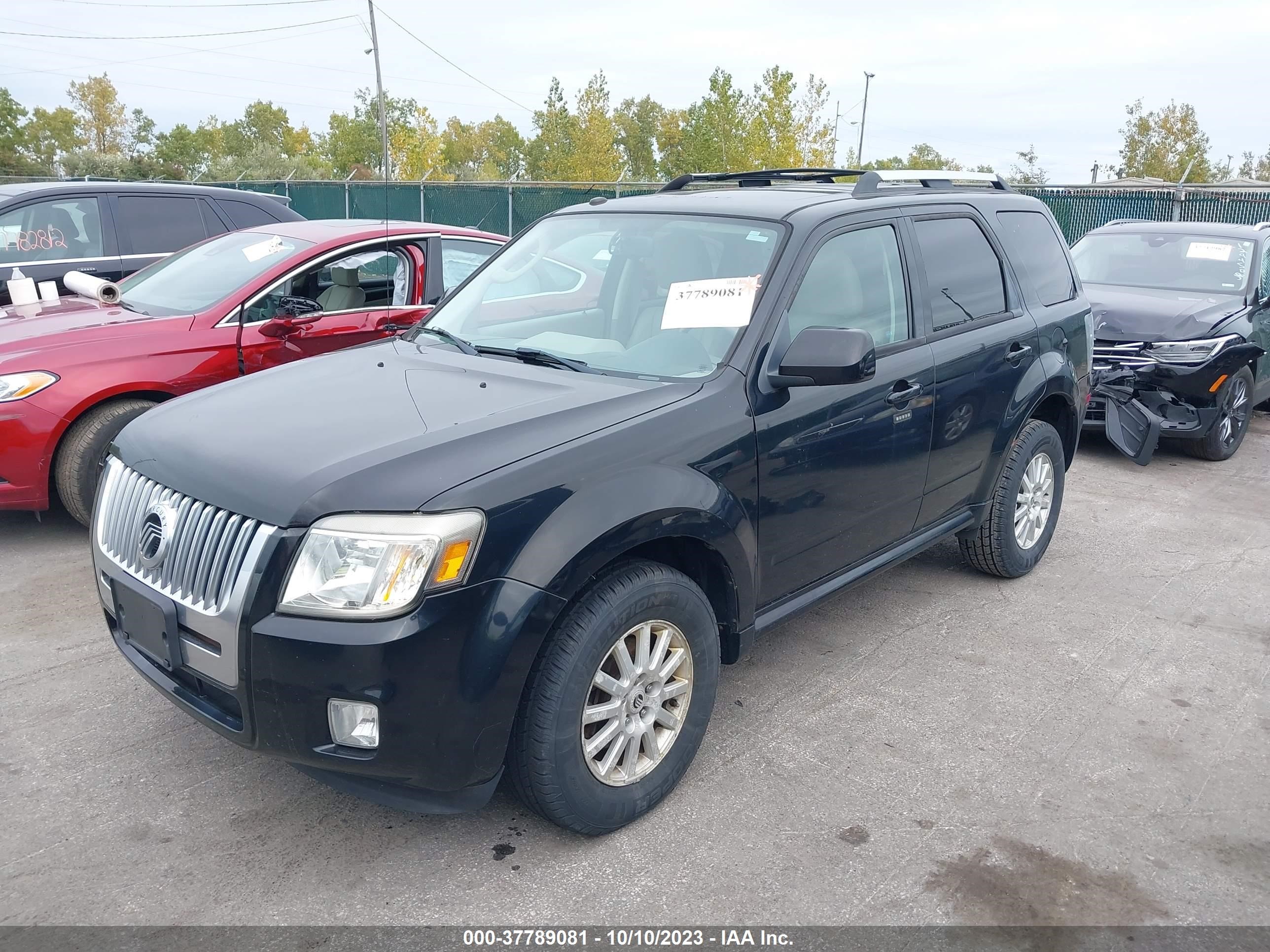 Photo 1 VIN: 4M2CN8HG3AKJ11267 - MERCURY MARINER 