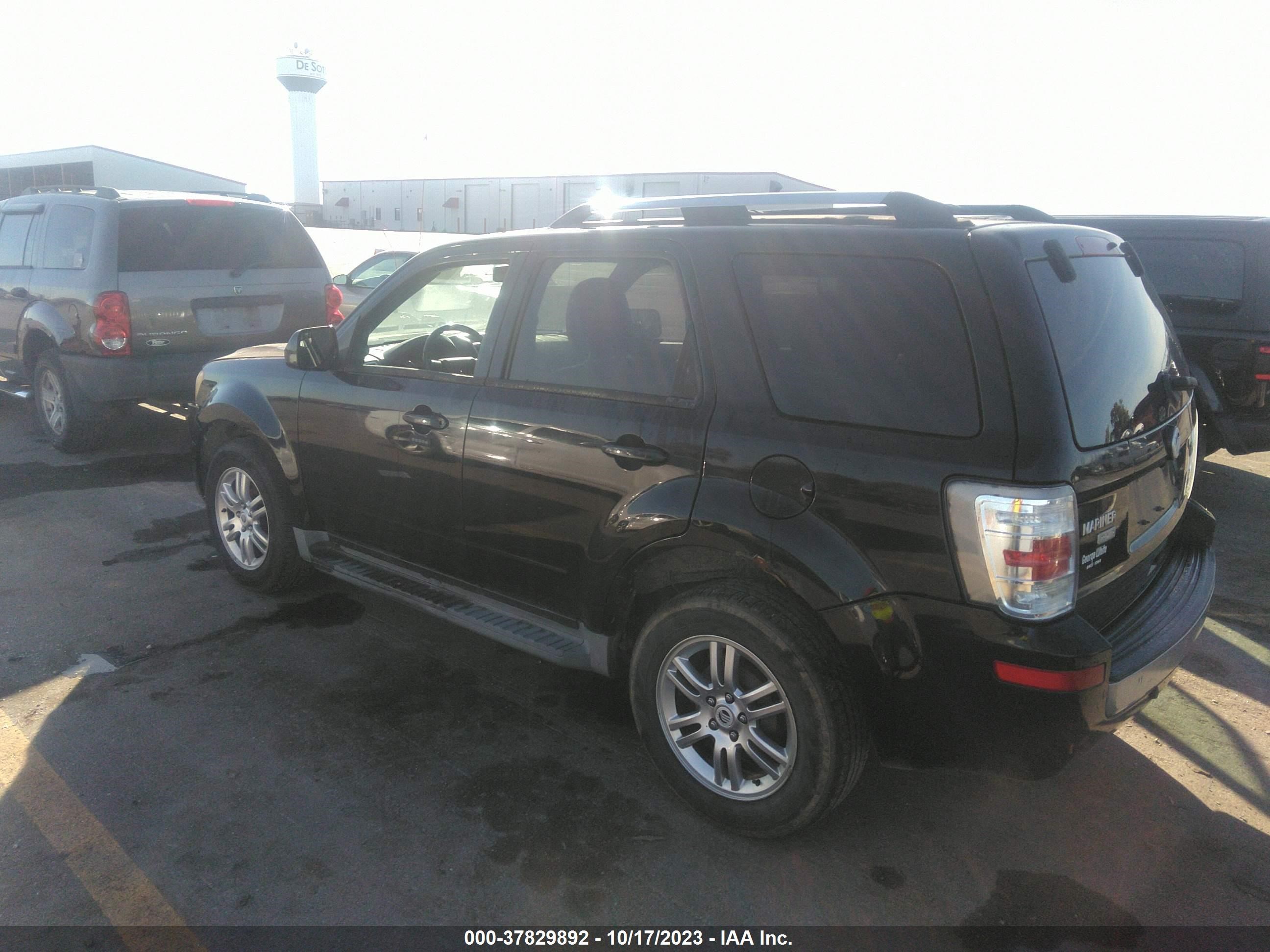 Photo 2 VIN: 4M2CN9HG3AKJ16586 - MERCURY MARINER 