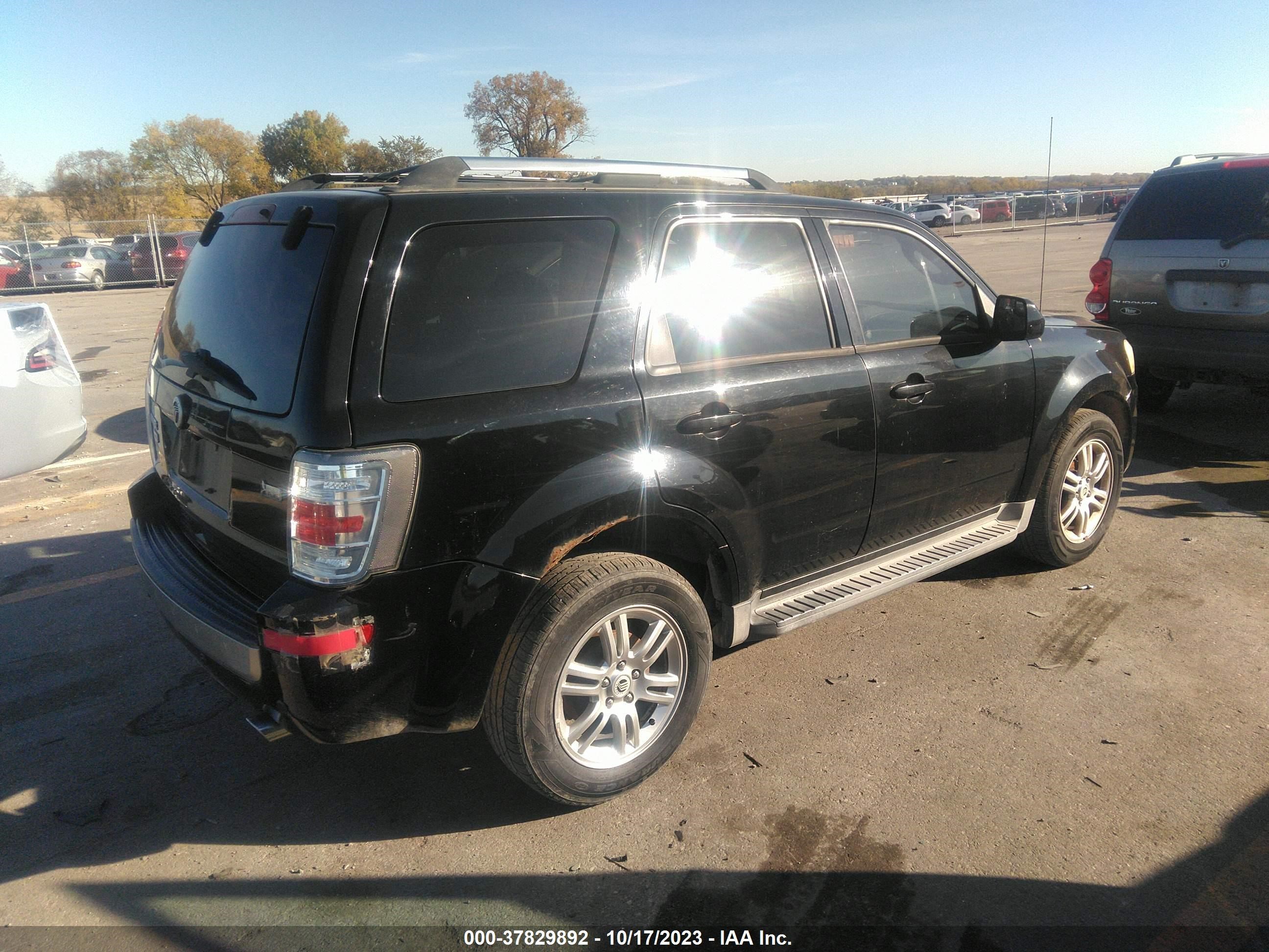 Photo 3 VIN: 4M2CN9HG3AKJ16586 - MERCURY MARINER 