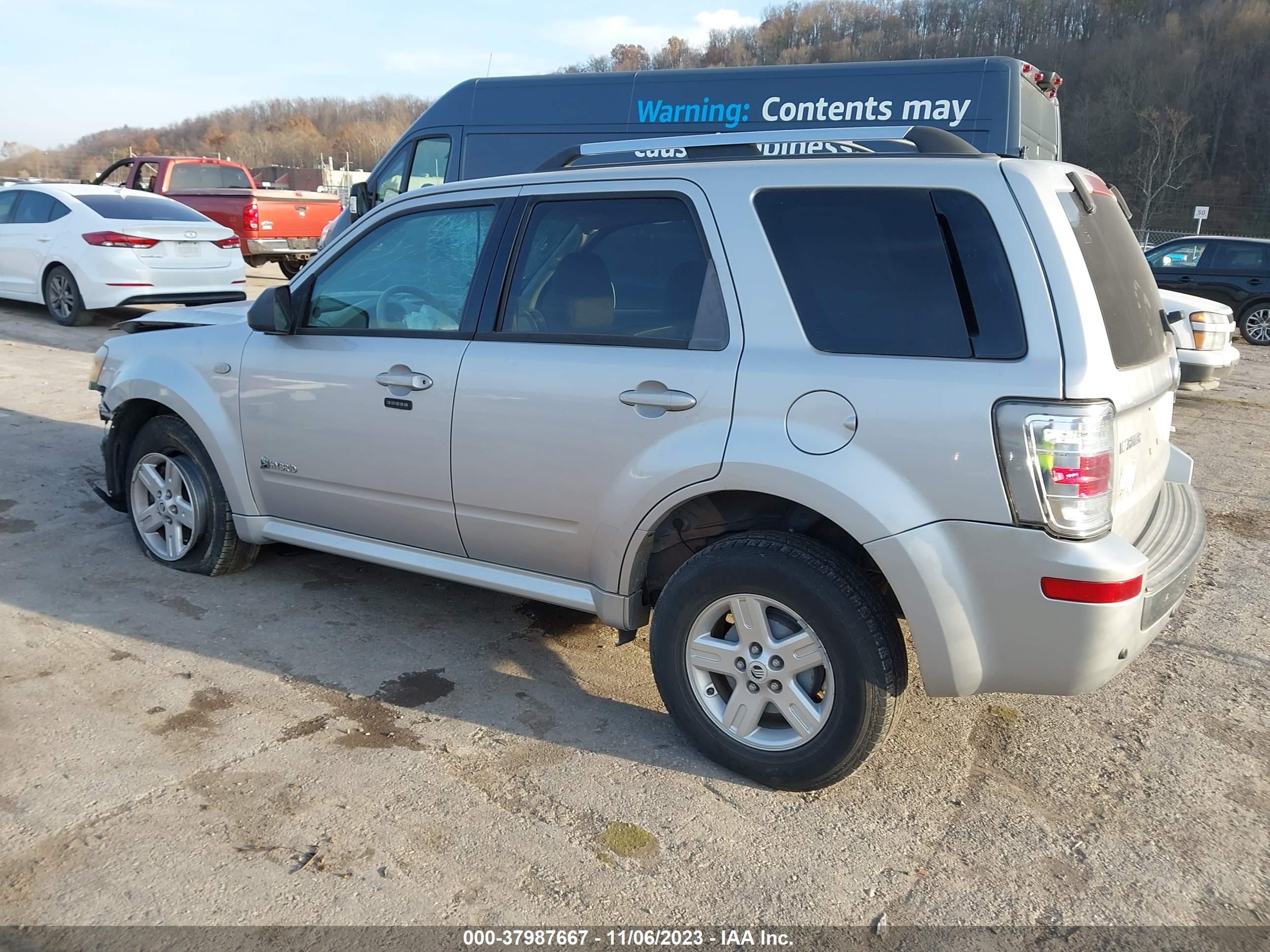 Photo 2 VIN: 4M2CU39319KJ10180 - MERCURY MARINER 