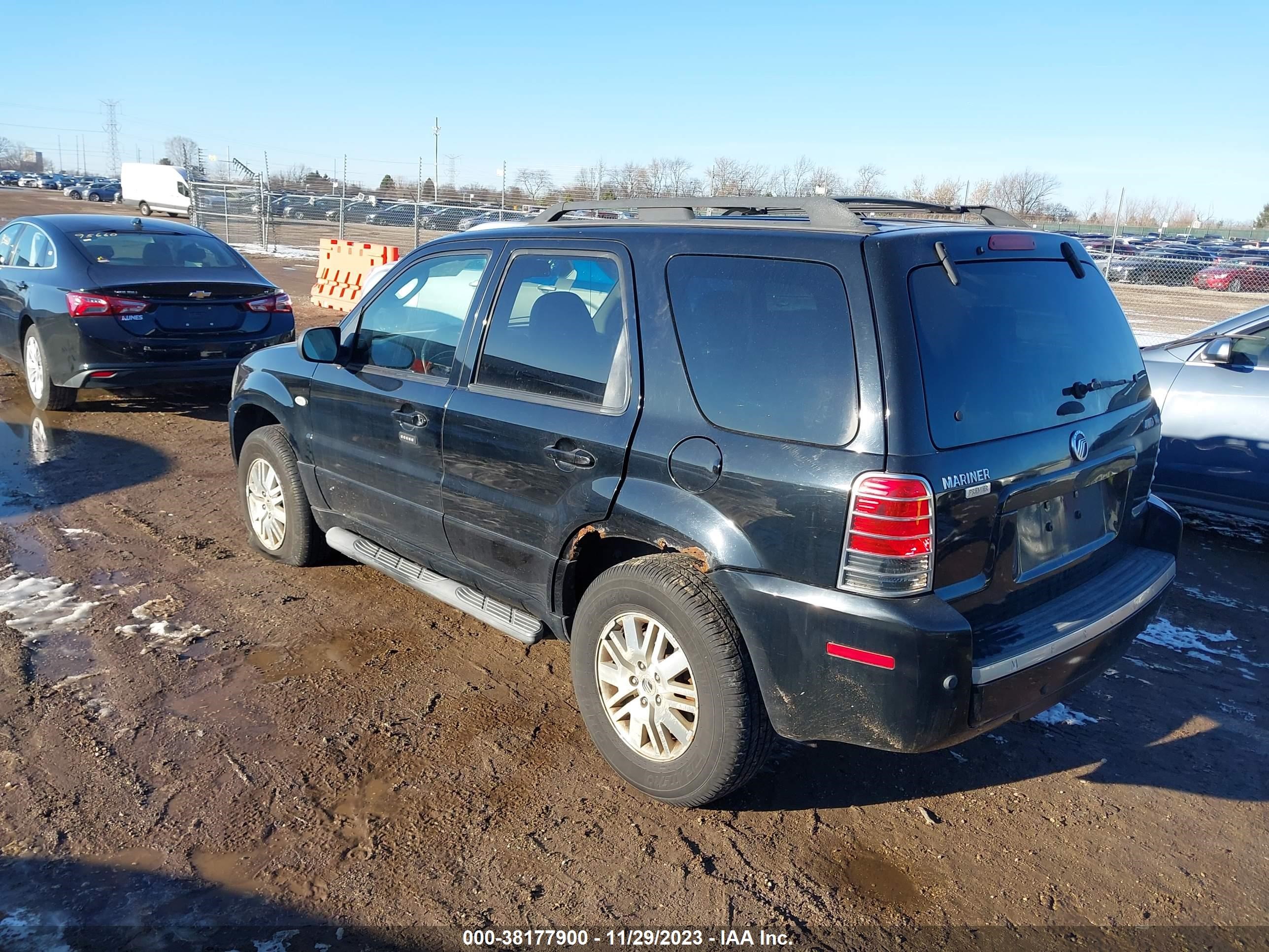 Photo 2 VIN: 4M2CU57186KJ04871 - MERCURY MARINER 