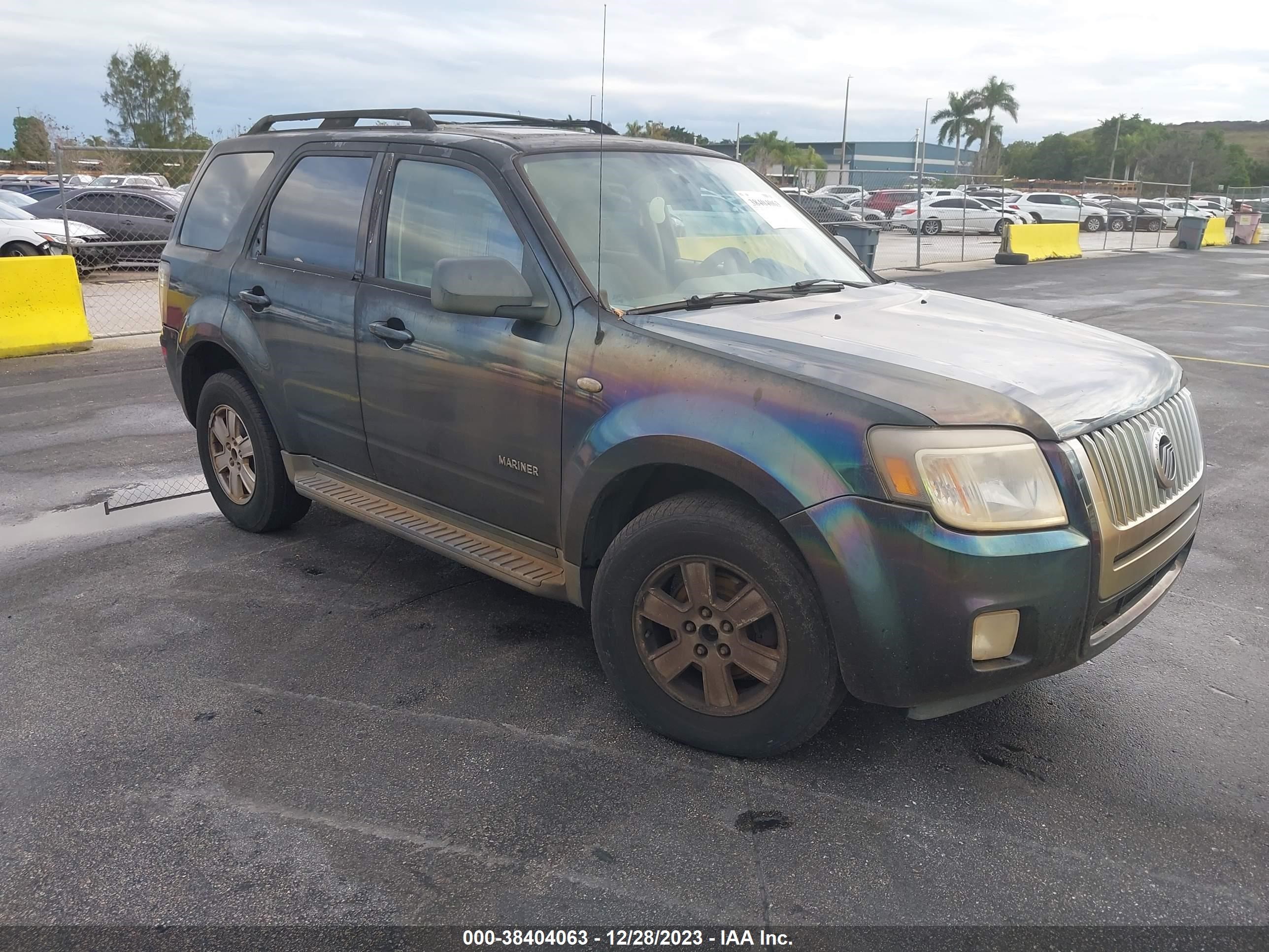 Photo 0 VIN: 4M2CU81118KJ08418 - MERCURY MARINER 