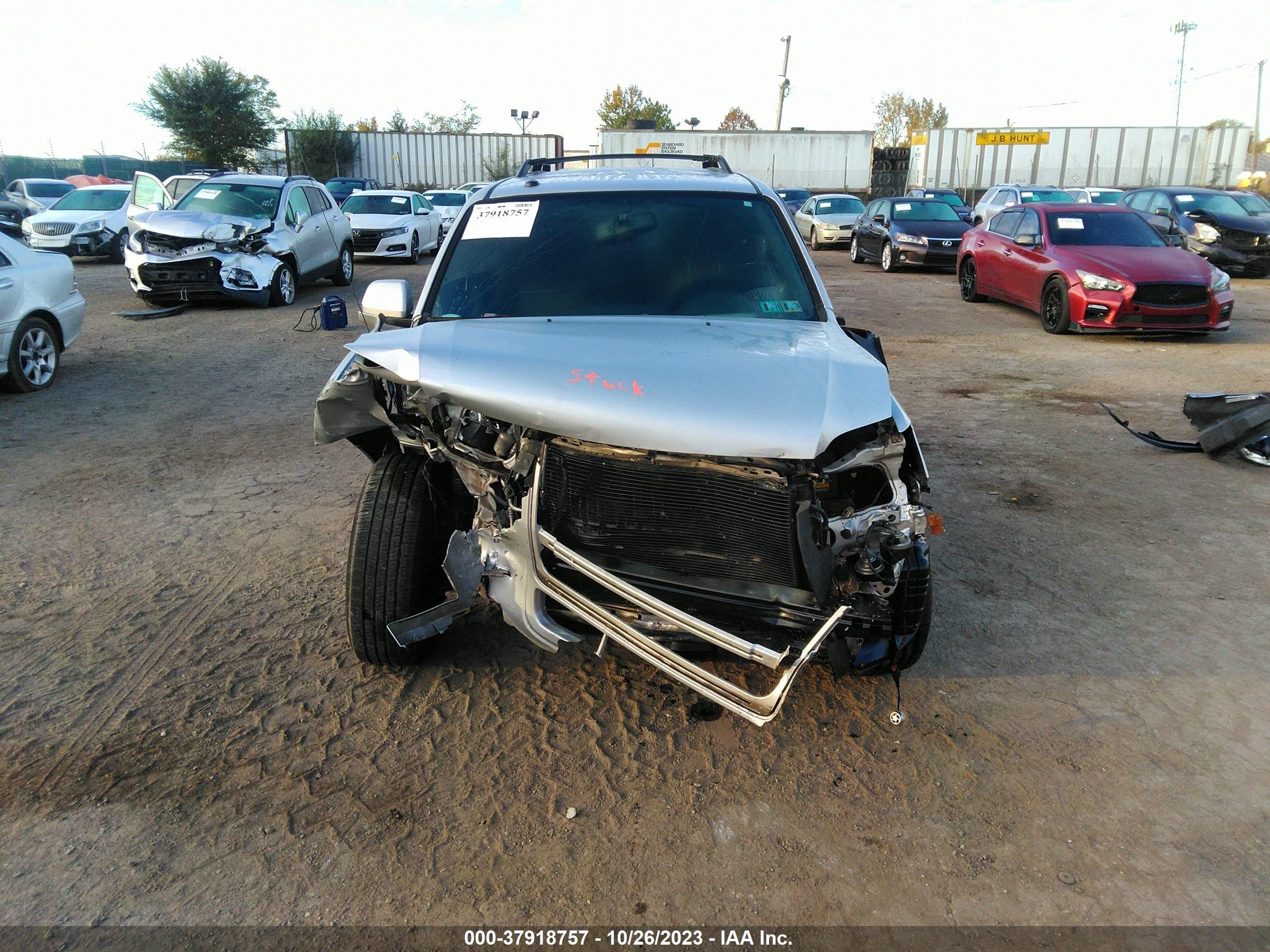 Photo 5 VIN: 4M2CU87759KJ15000 - MERCURY MARINER 