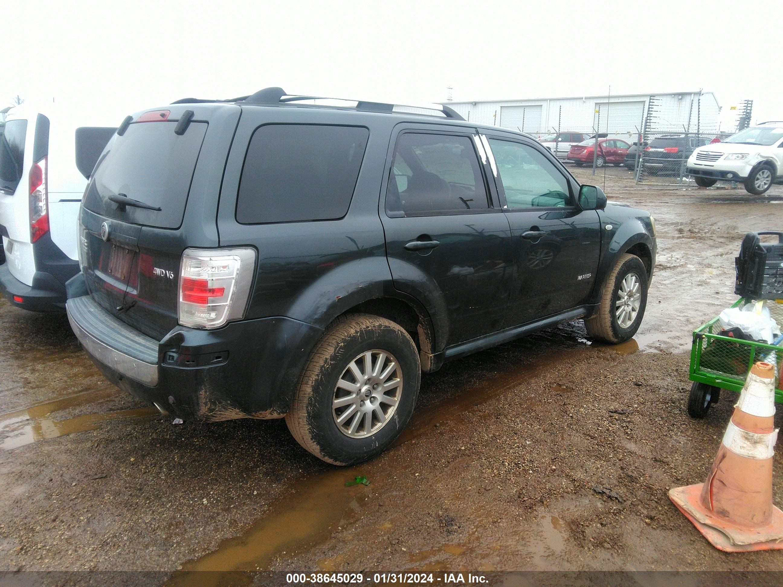 Photo 3 VIN: 4M2CU97118KJ04706 - MERCURY MARINER 