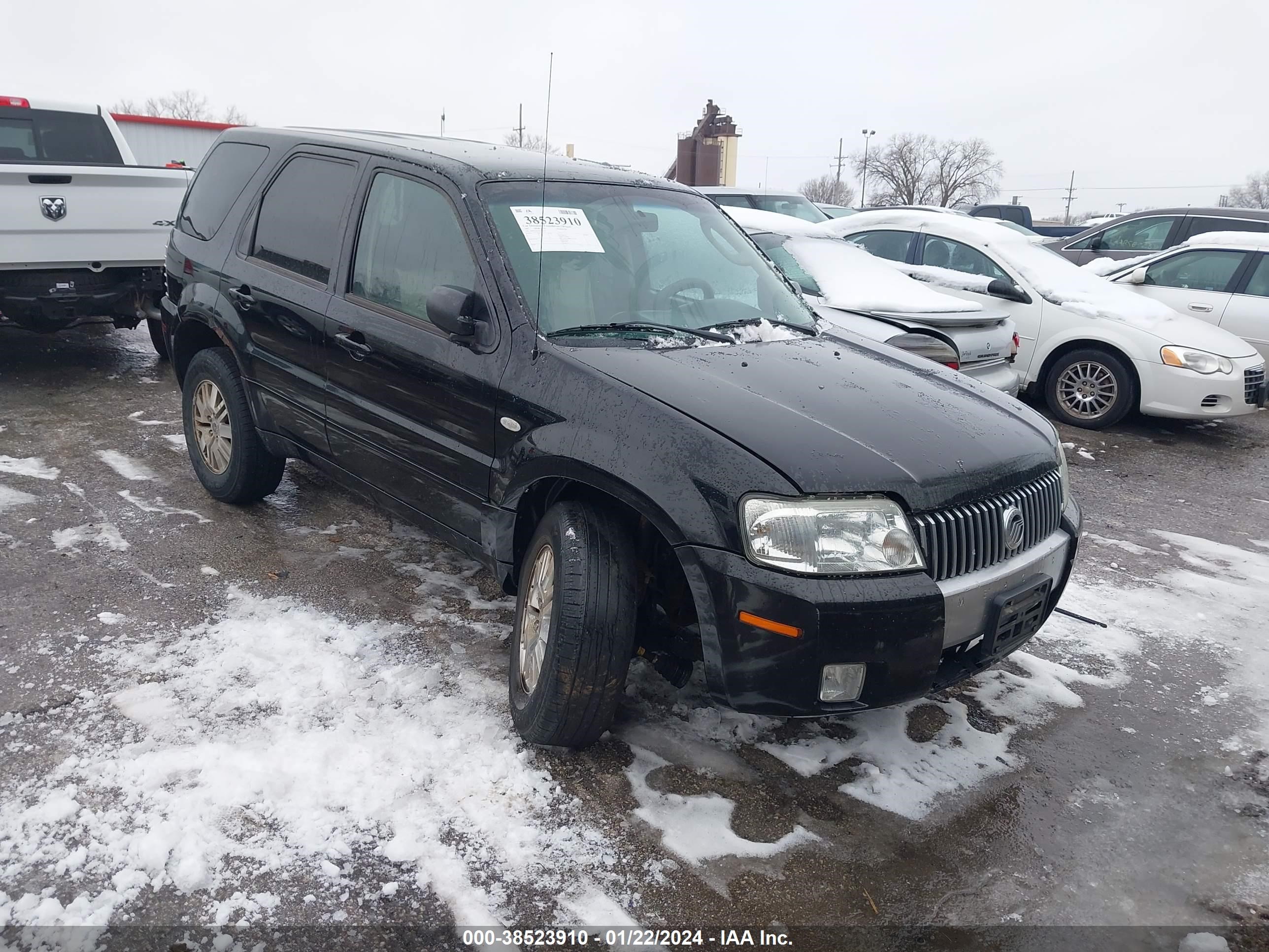 Photo 0 VIN: 4M2CU97127KJ20444 - MERCURY MARINER 