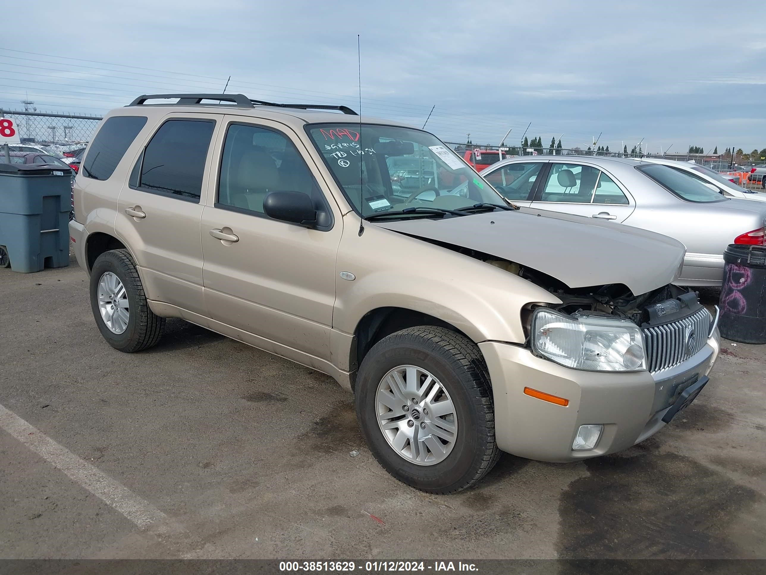 Photo 0 VIN: 4M2CU97137KJ12840 - MERCURY MARINER 