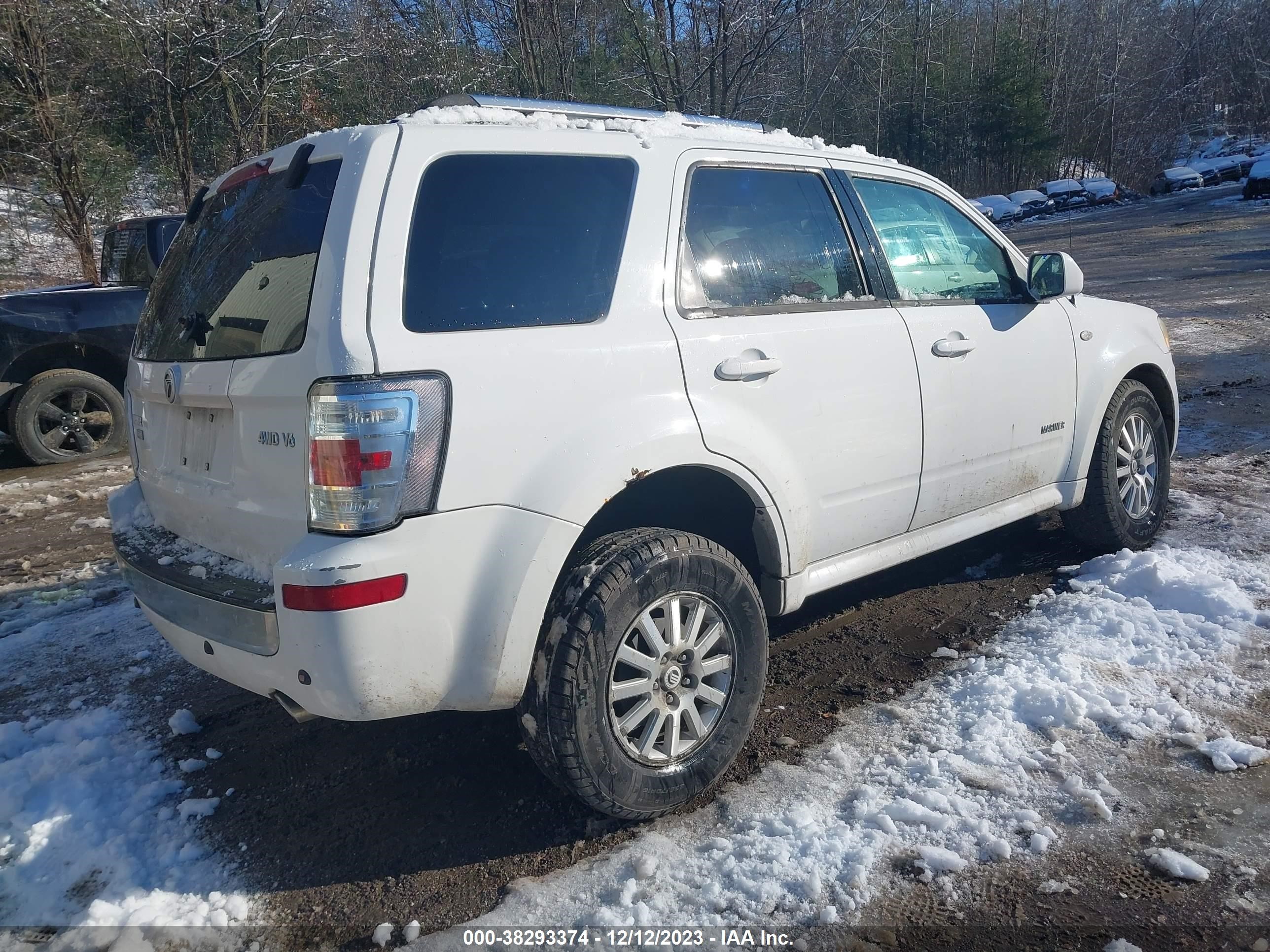 Photo 3 VIN: 4M2CU97148KJ22696 - MERCURY MARINER 