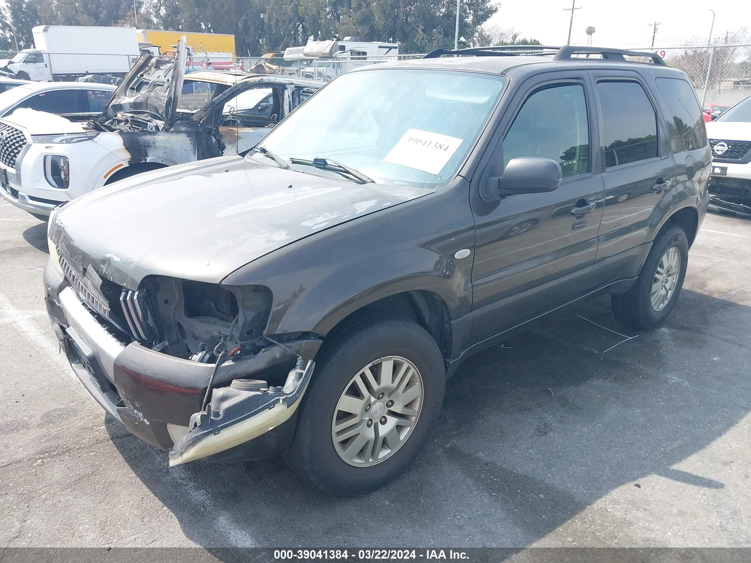 Photo 1 VIN: 4M2CU97187KJ19945 - MERCURY MARINER 