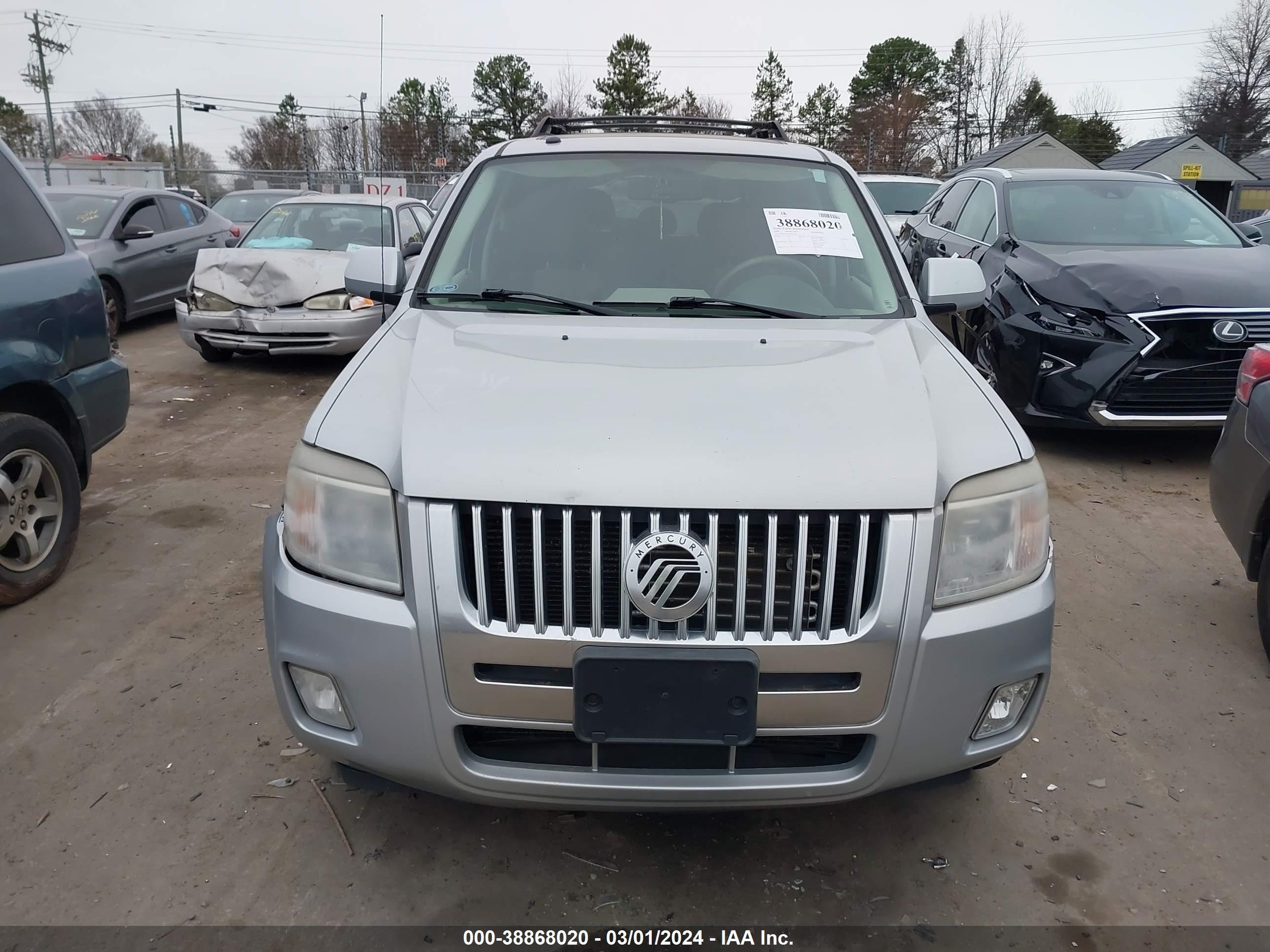 Photo 11 VIN: 4M2CU97198KJ15811 - MERCURY MARINER 