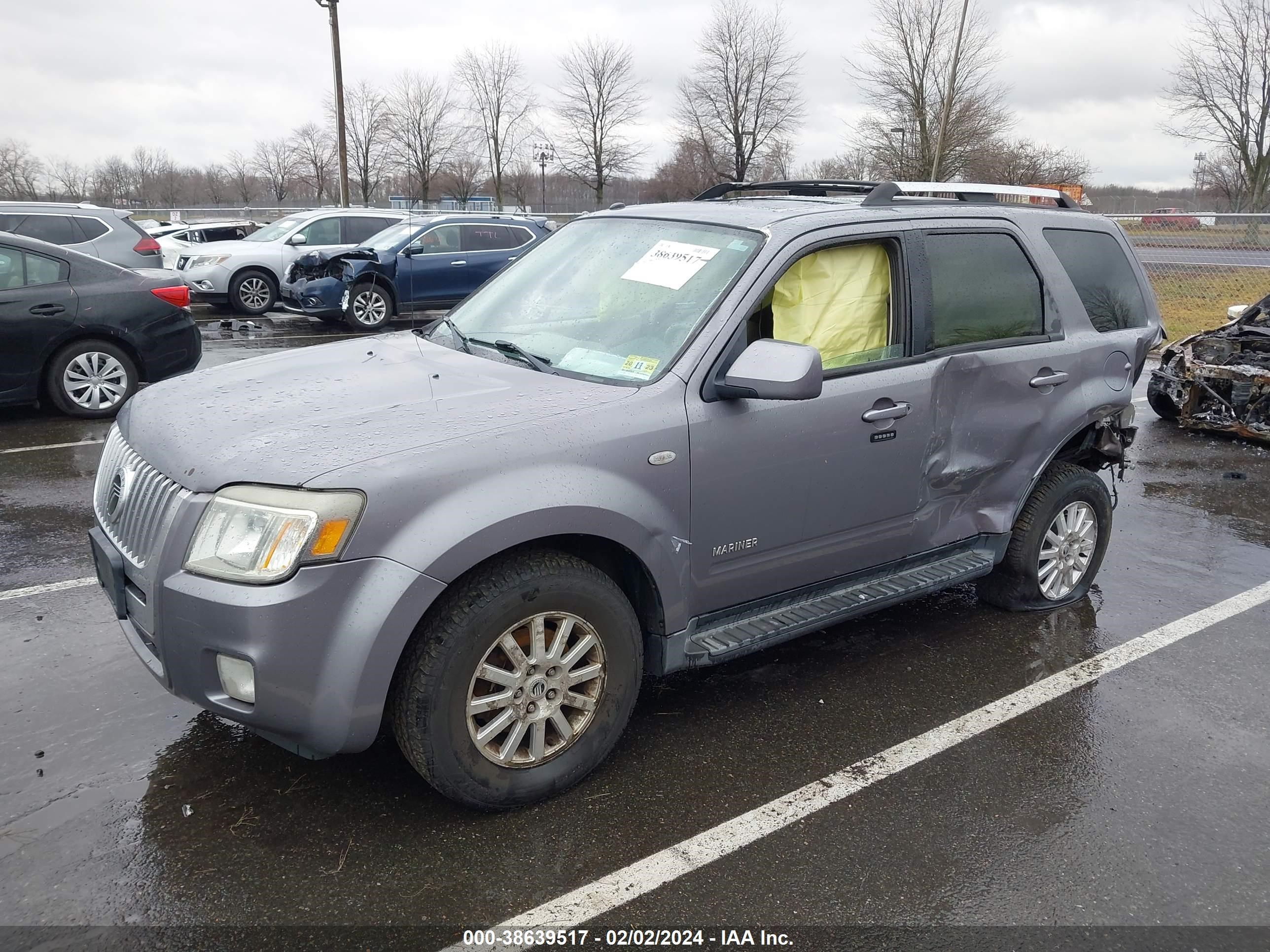 Photo 1 VIN: 4M2CU97198KJ28655 - MERCURY MARINER 