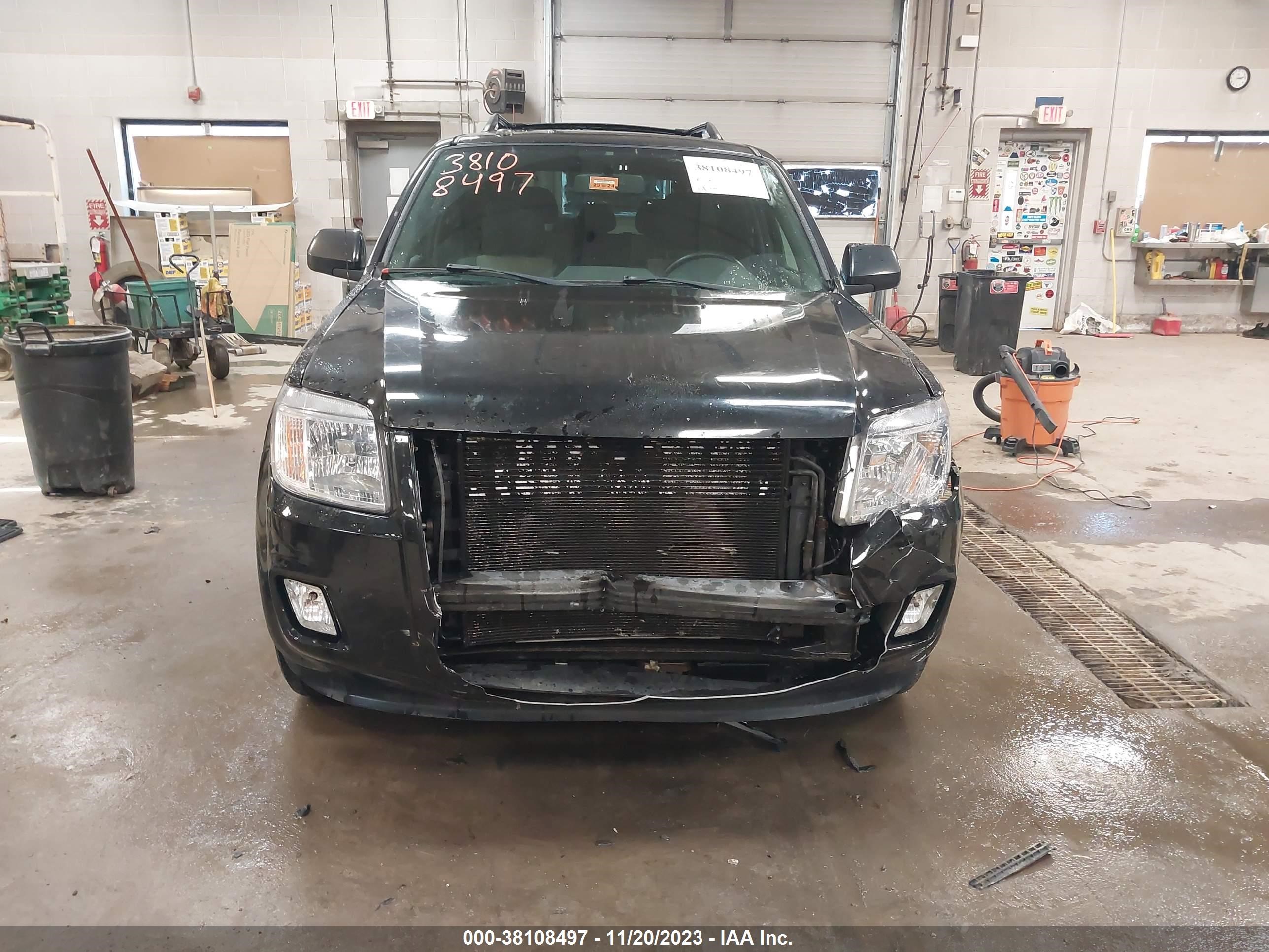 Photo 12 VIN: 4M2CU97739KJ24851 - MERCURY MARINER 