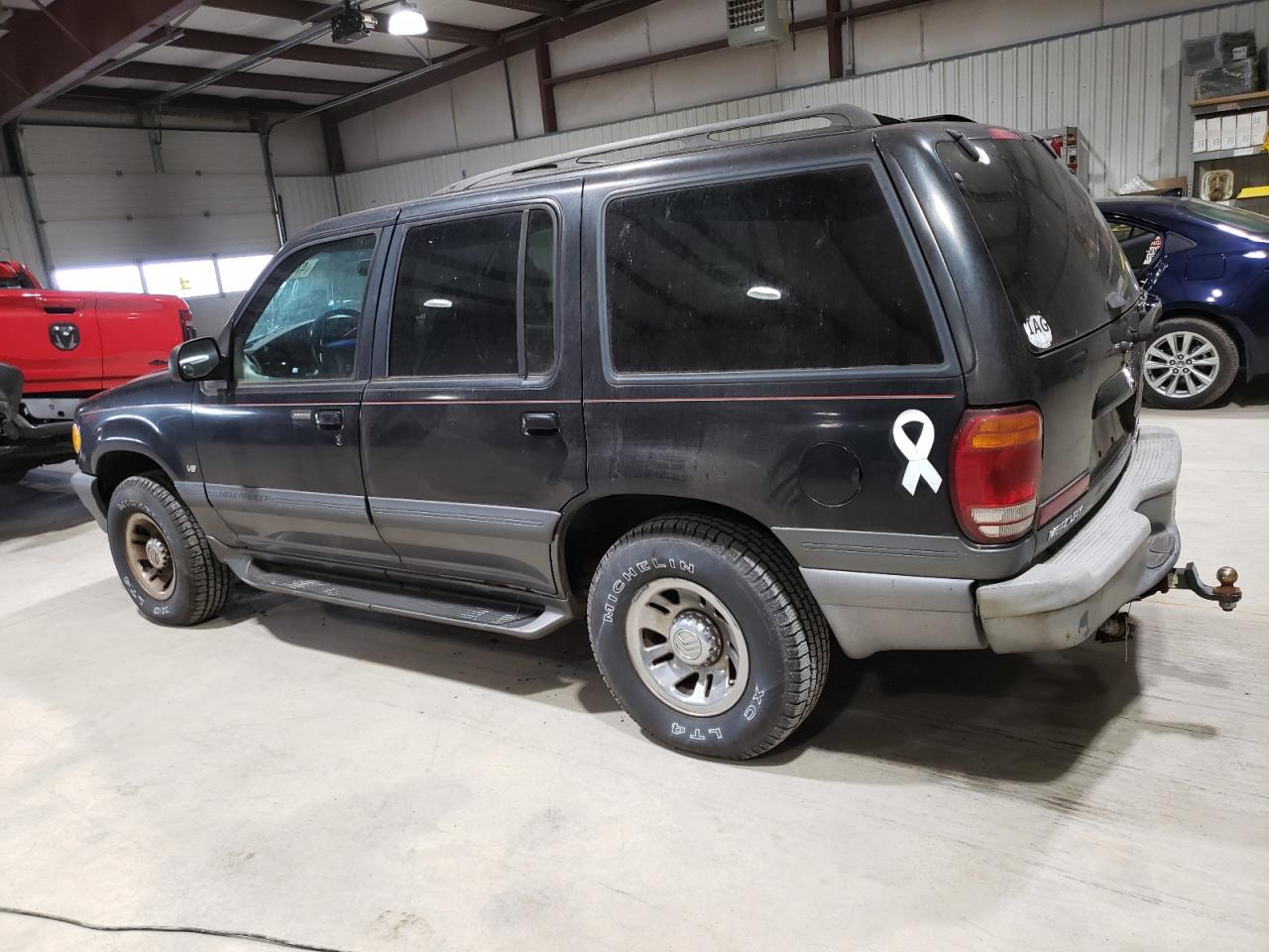 Photo 1 VIN: 4M2DU55PXXUJ00208 - MERCURY MOUNTAINEER 