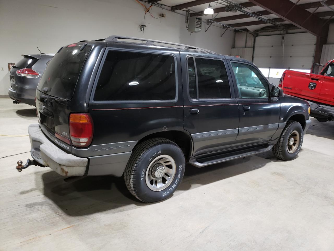 Photo 2 VIN: 4M2DU55PXXUJ00208 - MERCURY MOUNTAINEER 