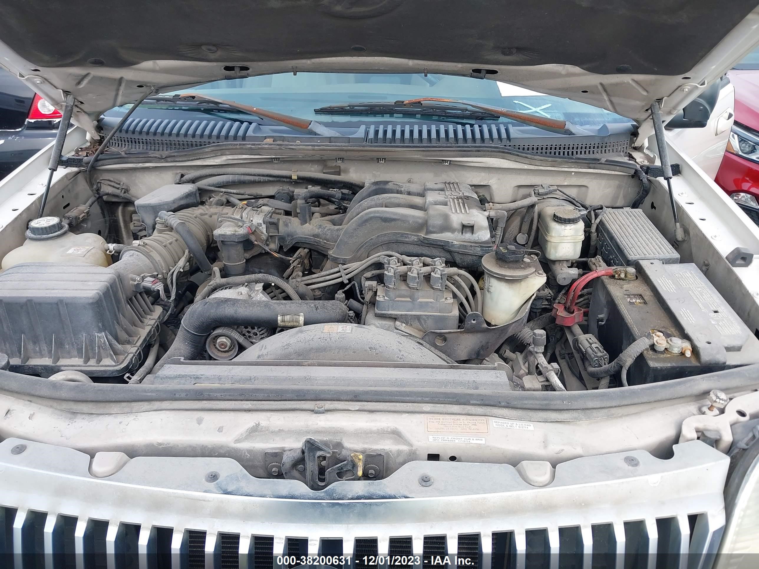 Photo 10 VIN: 4M2DU66KX5ZJ27708 - MERCURY MOUNTAINEER 