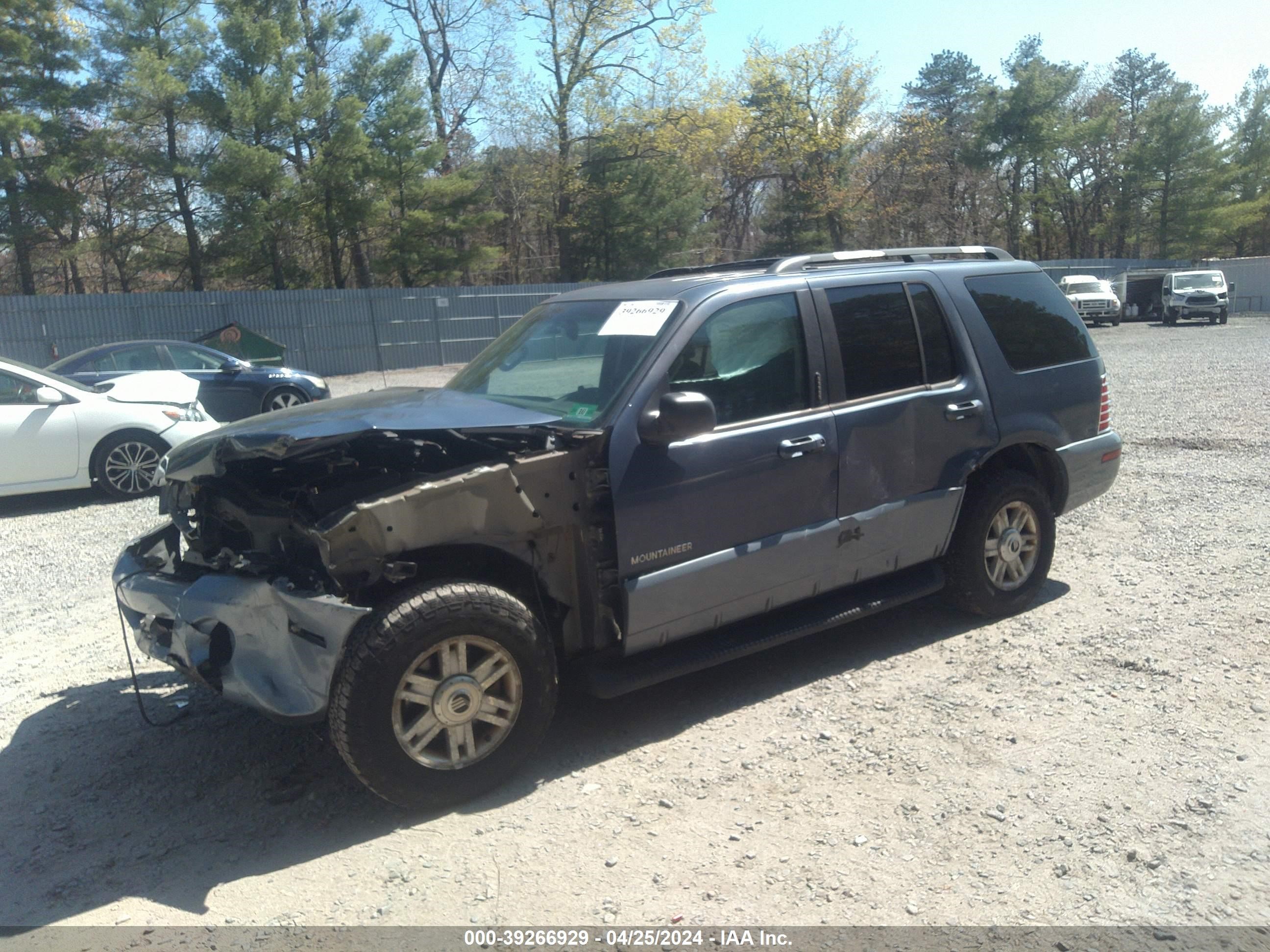 Photo 1 VIN: 4M2DU86E12ZJ04268 - MERCURY MOUNTAINEER 