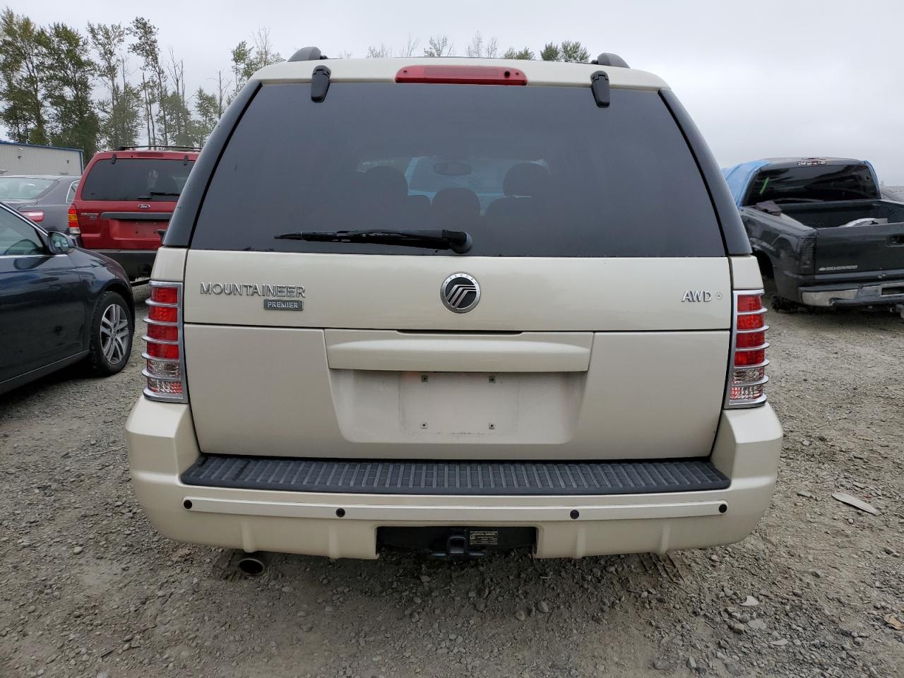 Photo 5 VIN: 4M2DU86E75ZJ06692 - MERCURY MOUNTAINEER 