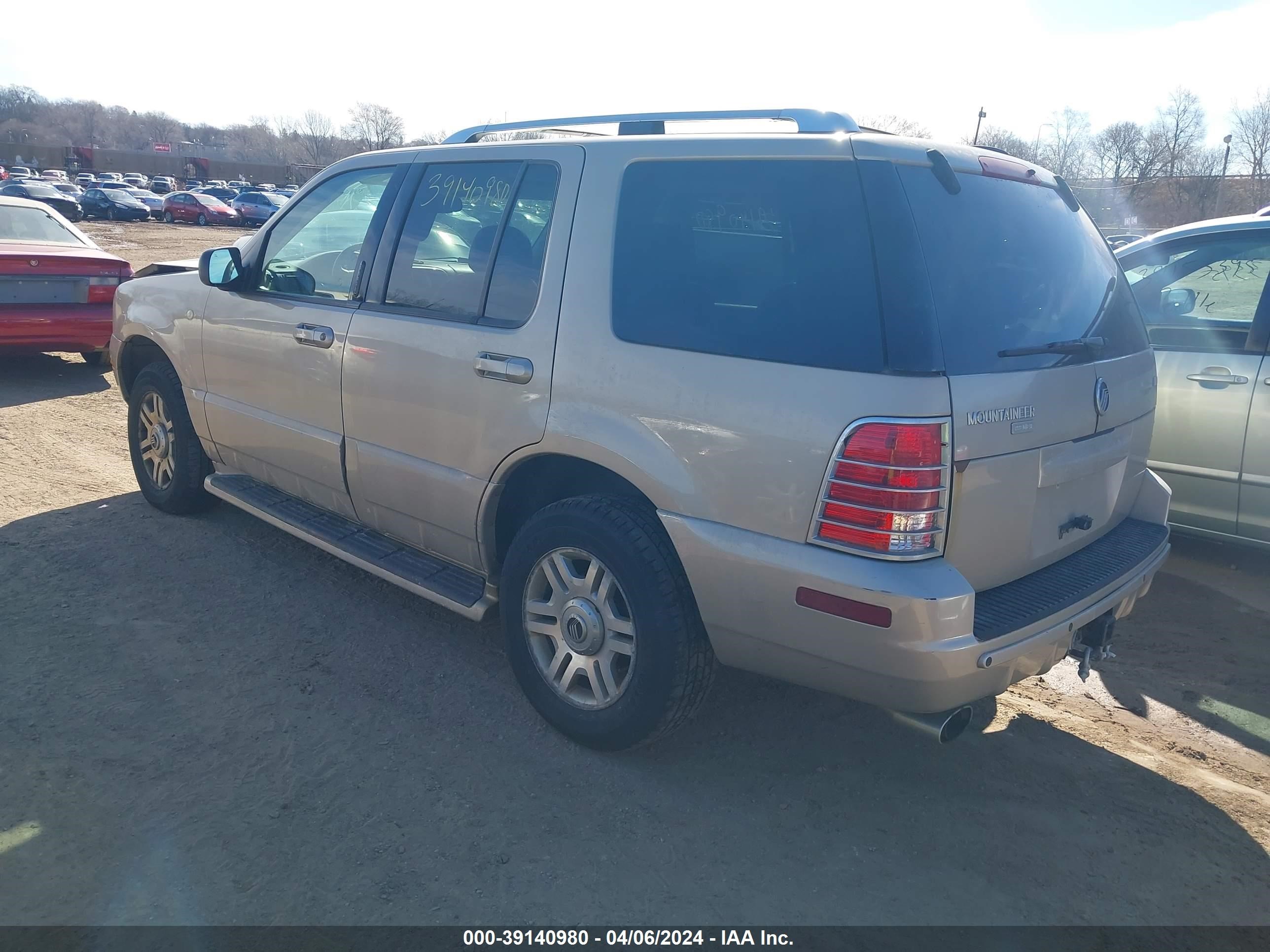 Photo 2 VIN: 4M2DU86K04UJ01724 - MERCURY MOUNTAINEER 