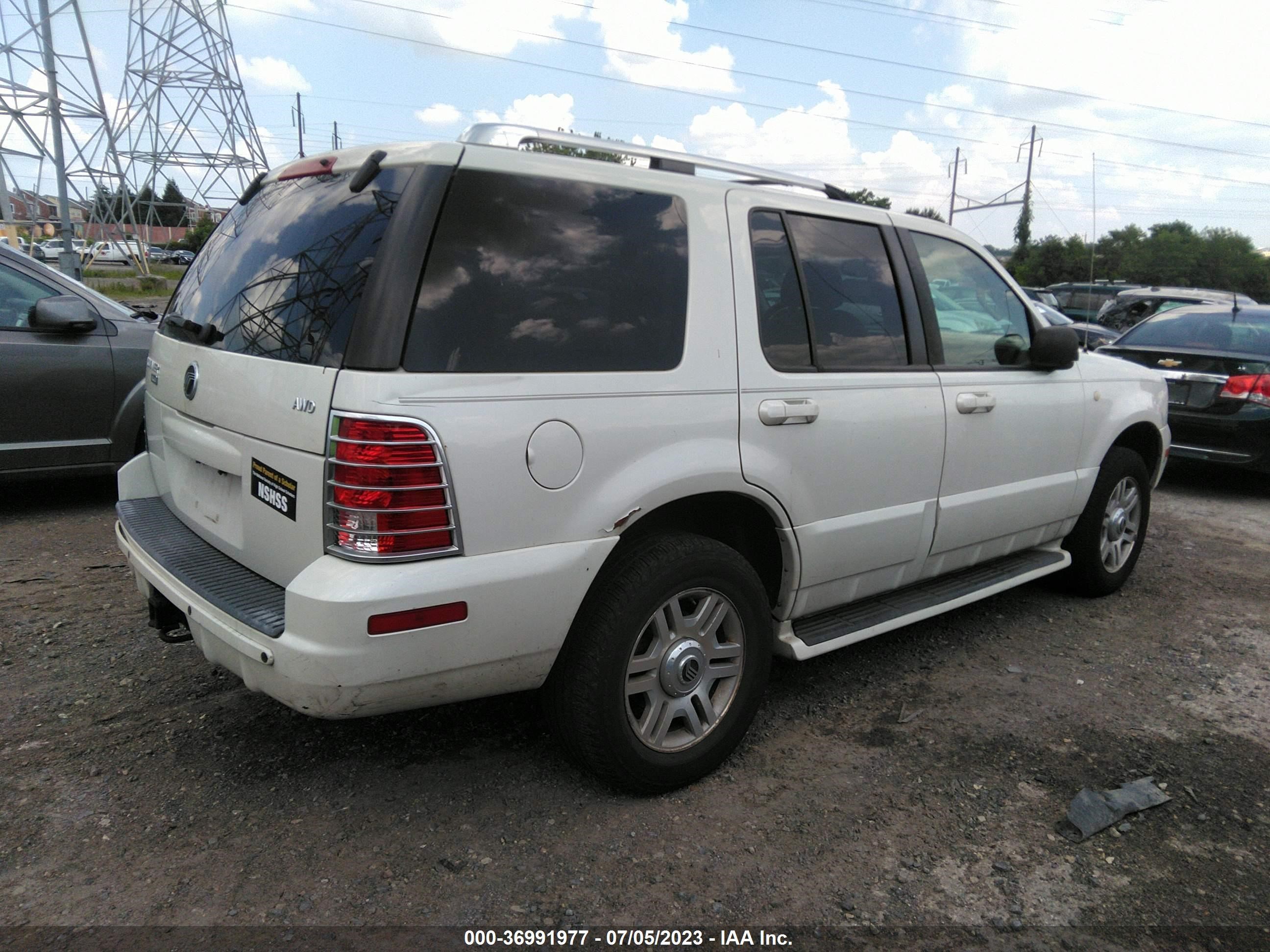 Photo 3 VIN: 4M2DU86K13ZJ18002 - MERCURY MOUNTAINEER 