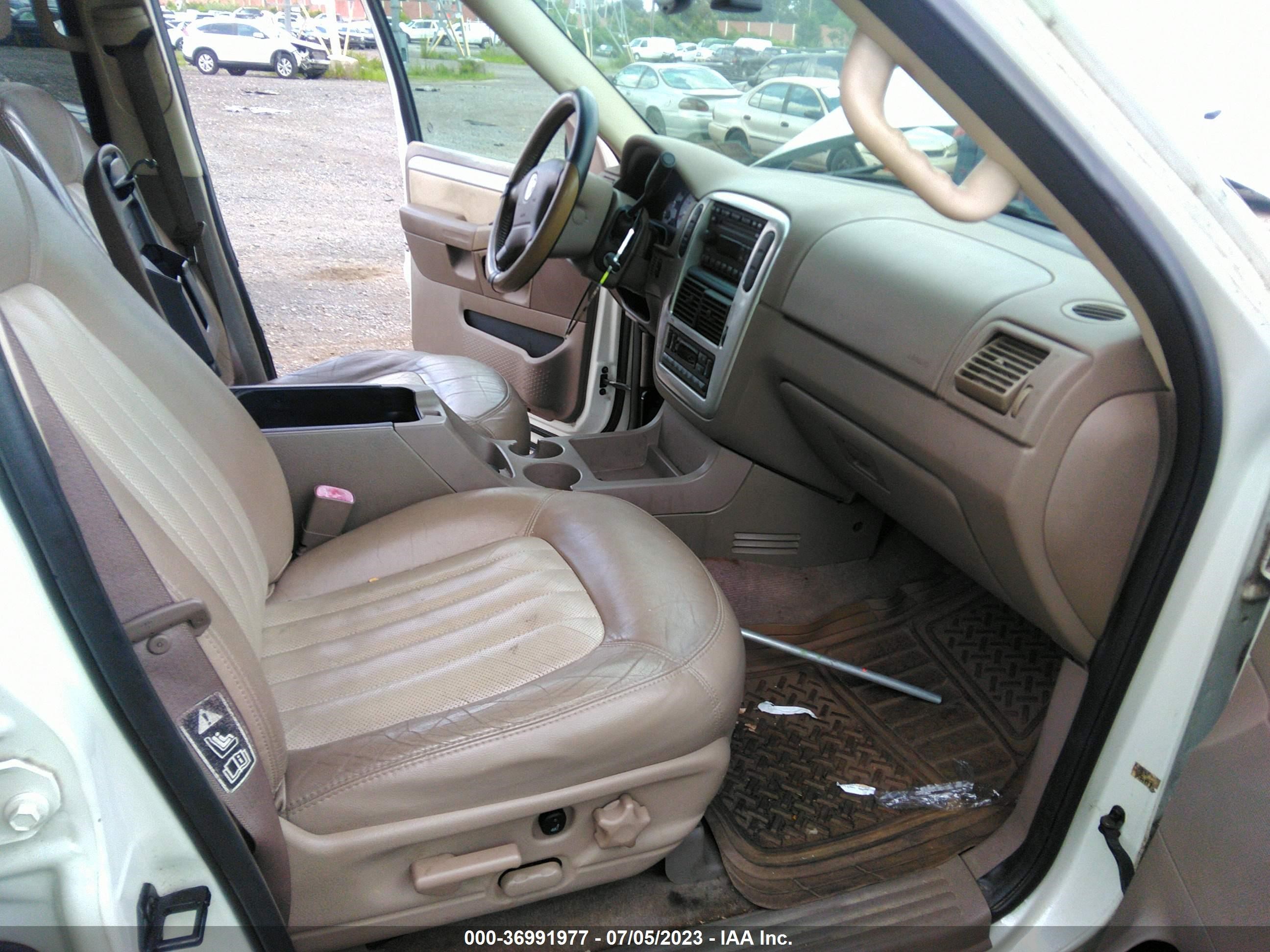 Photo 4 VIN: 4M2DU86K13ZJ18002 - MERCURY MOUNTAINEER 