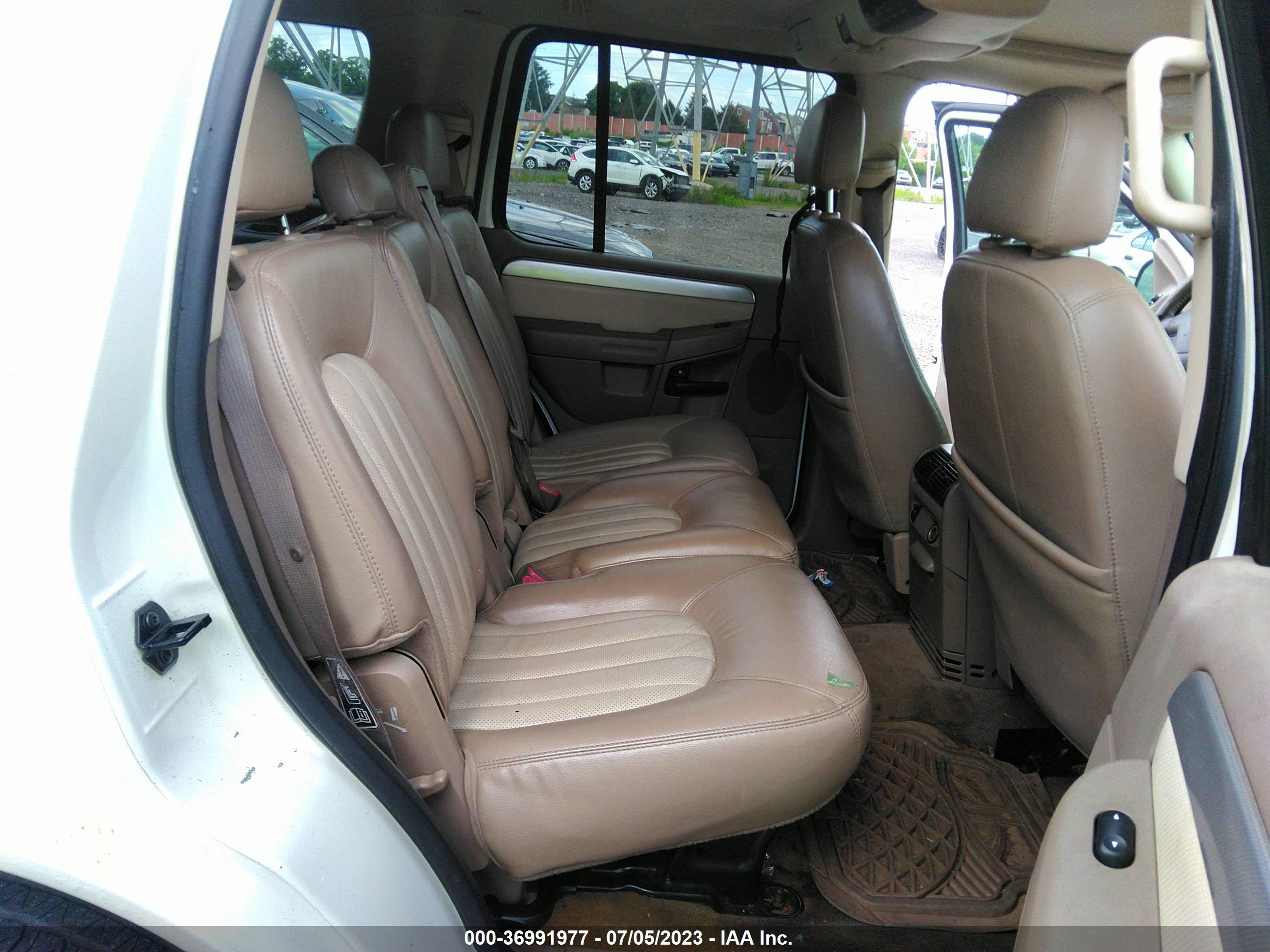 Photo 7 VIN: 4M2DU86K13ZJ18002 - MERCURY MOUNTAINEER 